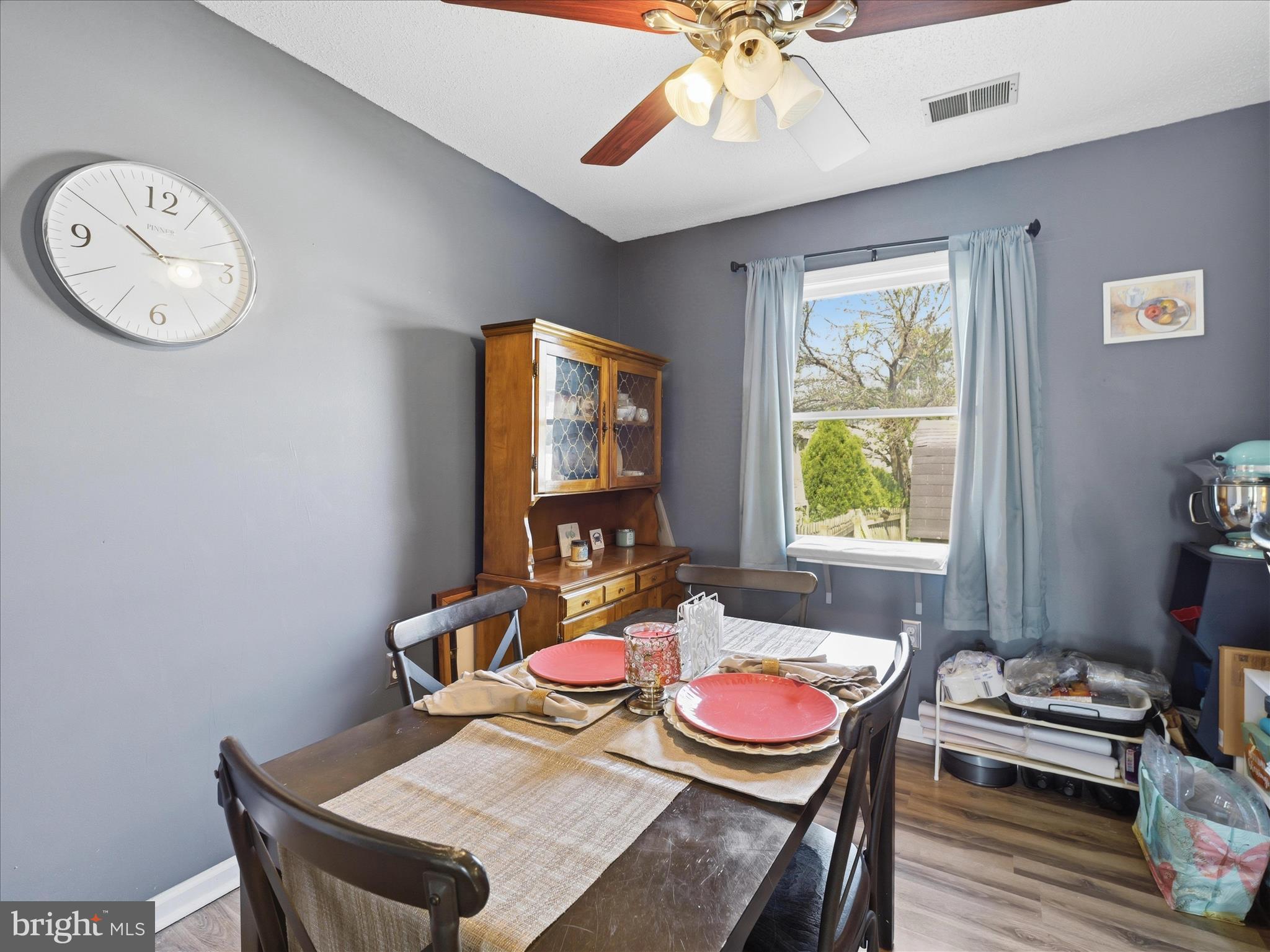 BRIGHTON MANOR - Residential