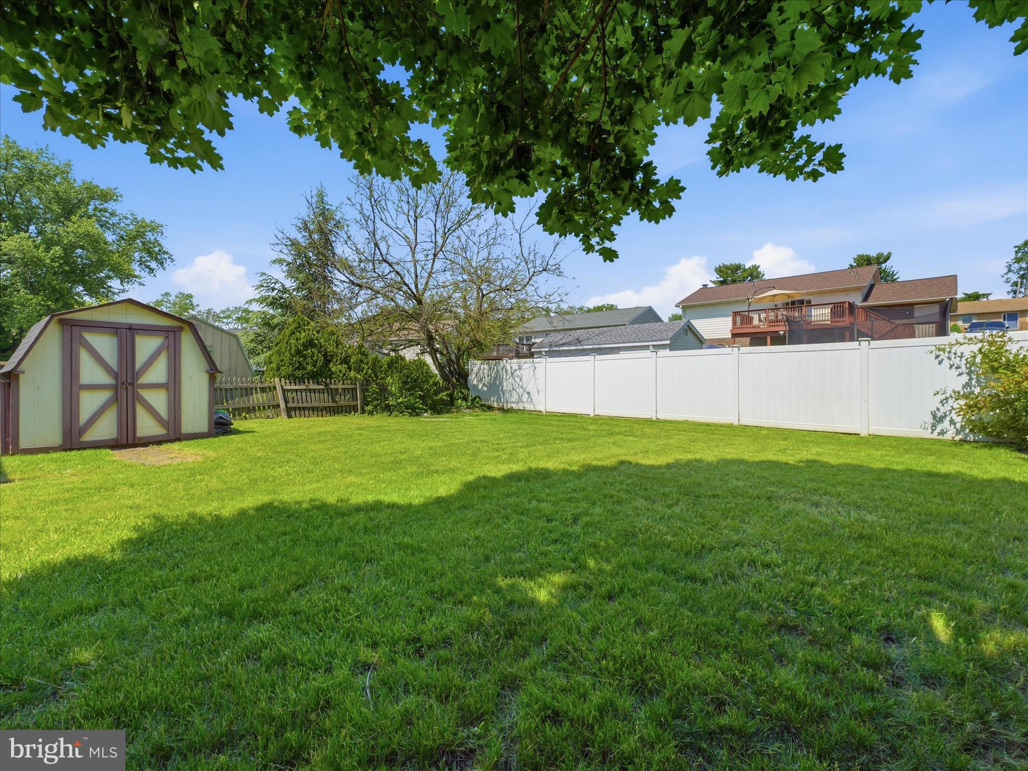 BRIGHTON MANOR - Residential