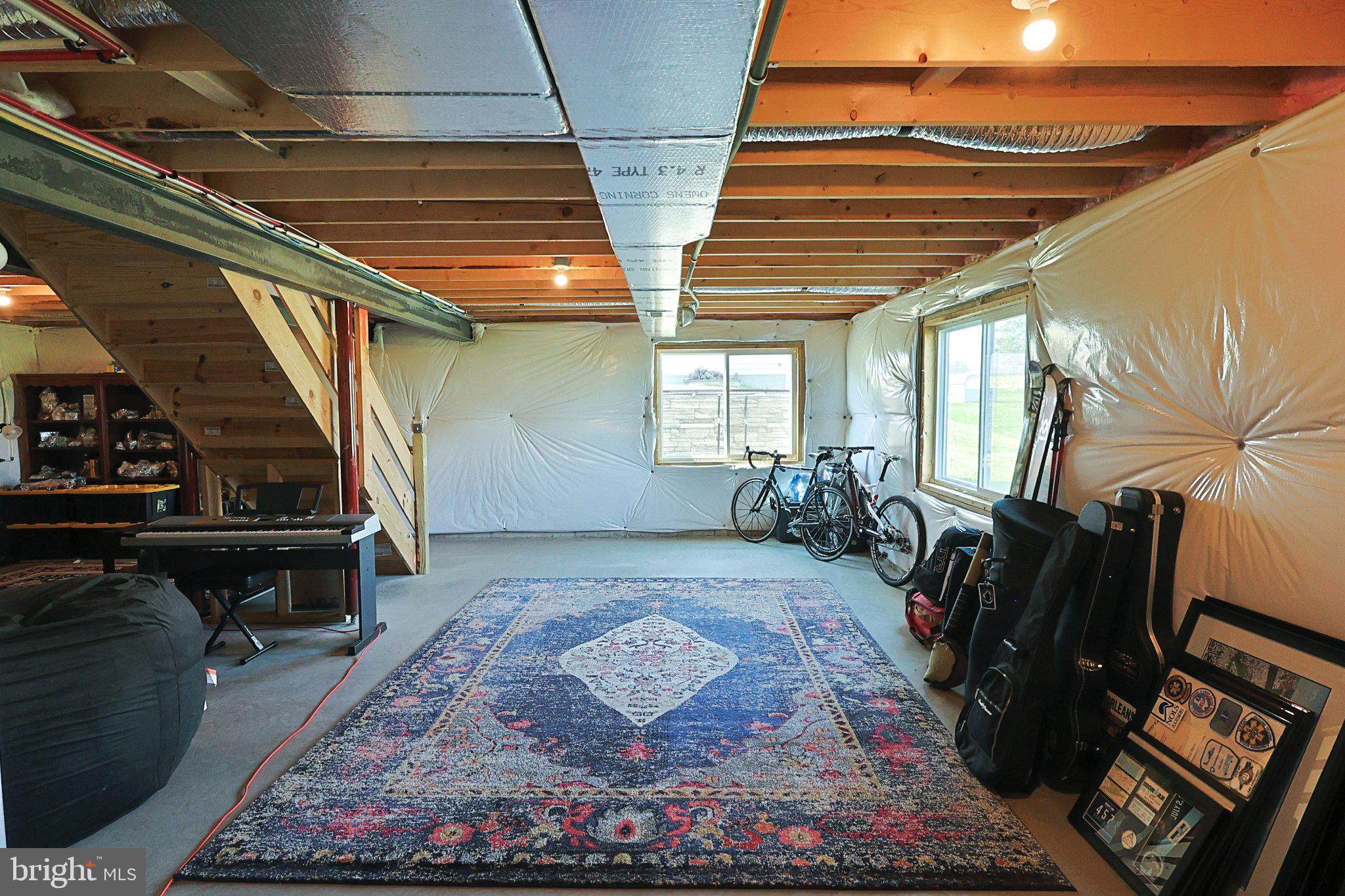 BRIDLE PATH - Residential