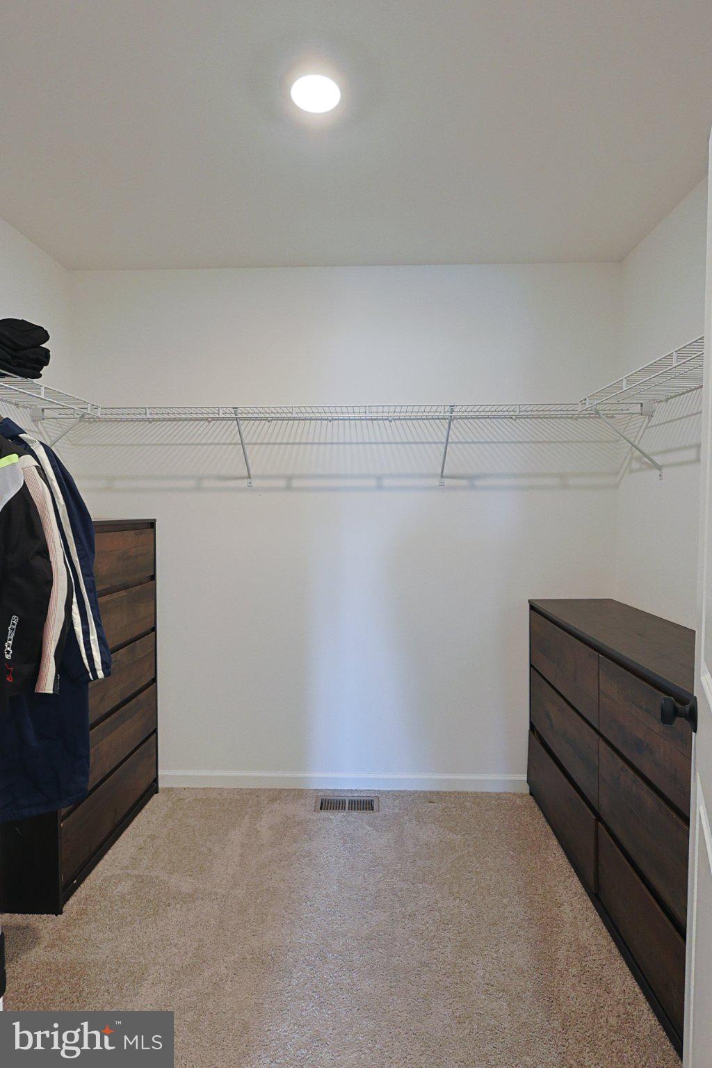 BRIDLE PATH - Residential