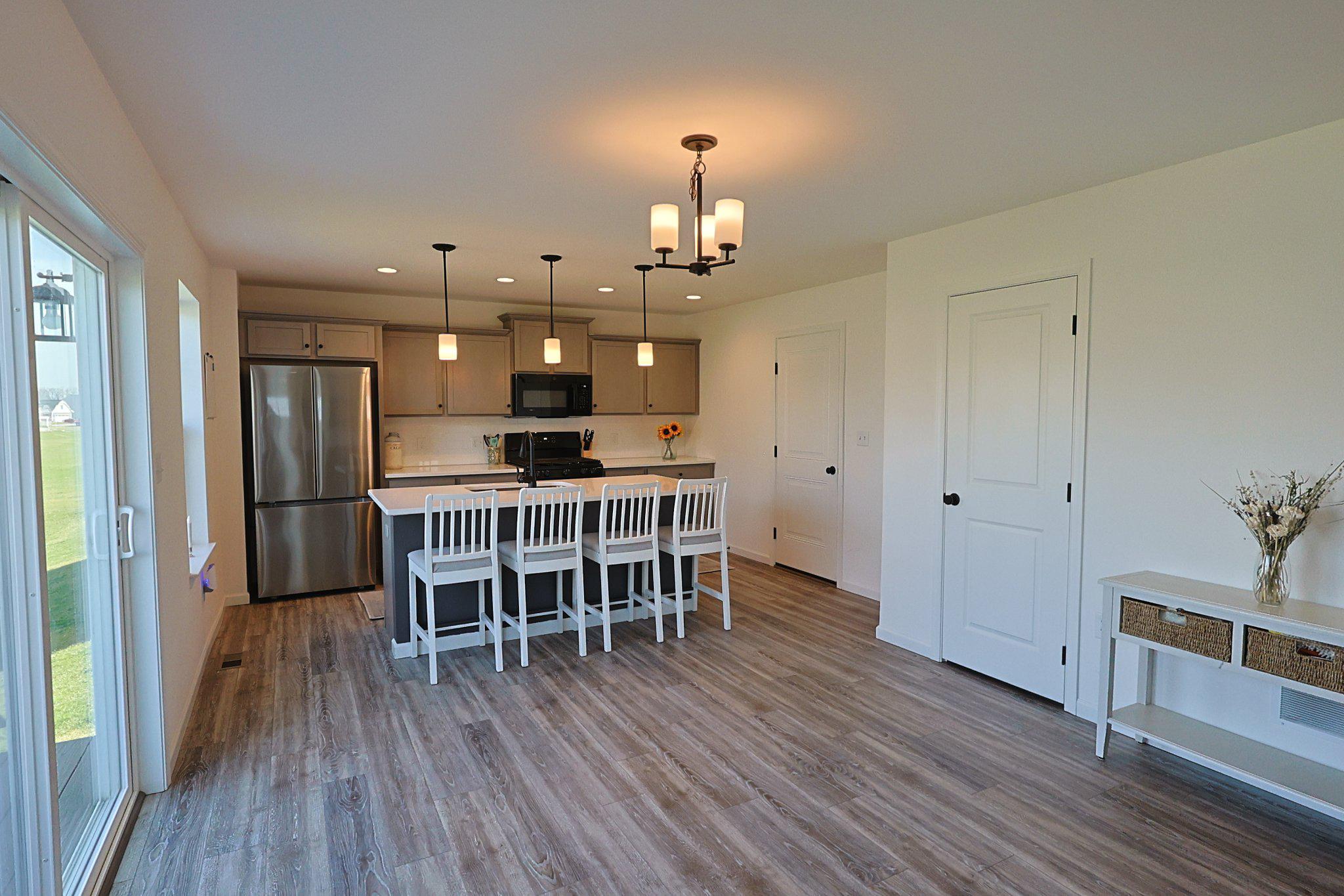 BRIDLE PATH - Residential