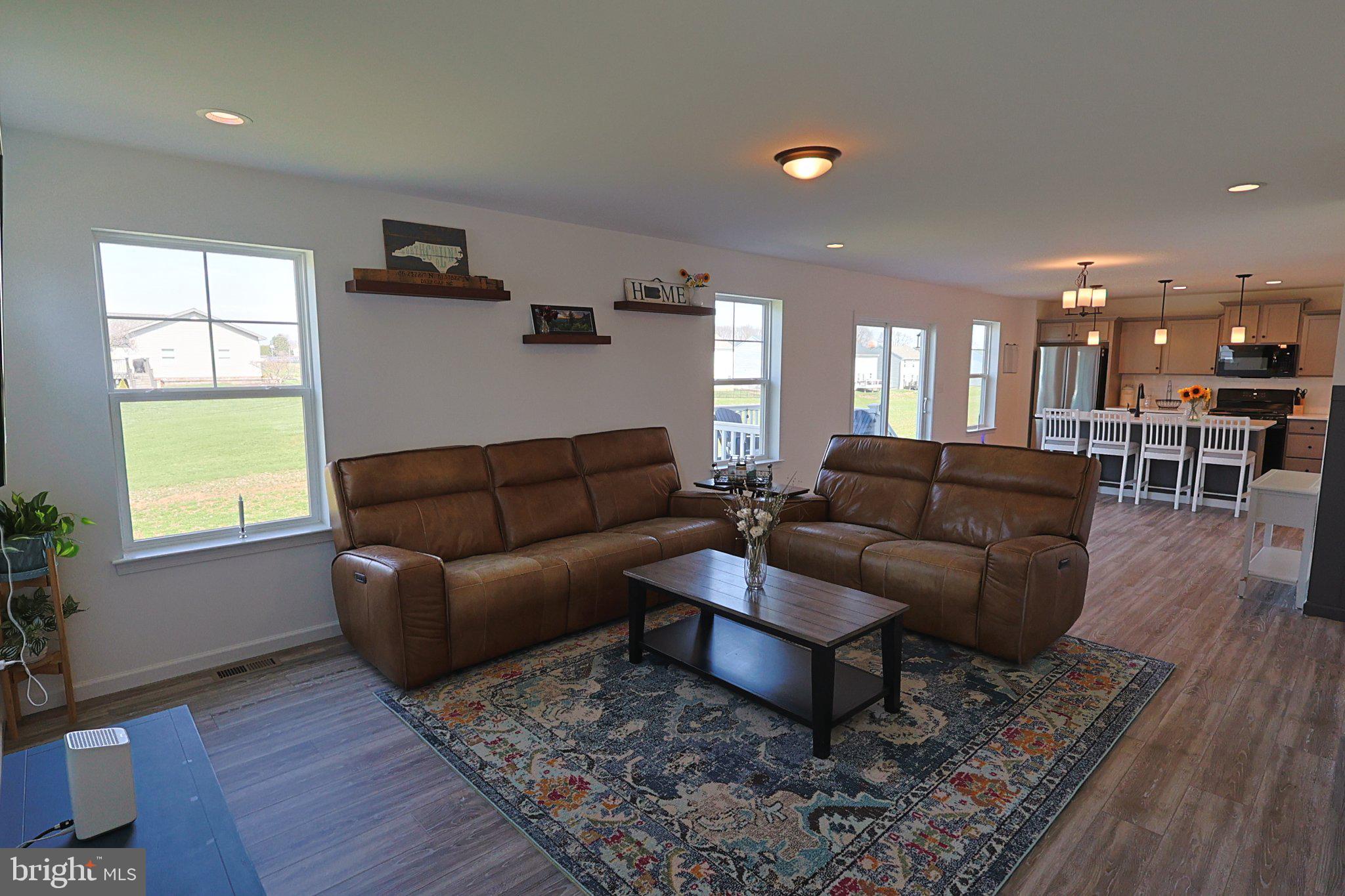 BRIDLE PATH - Residential