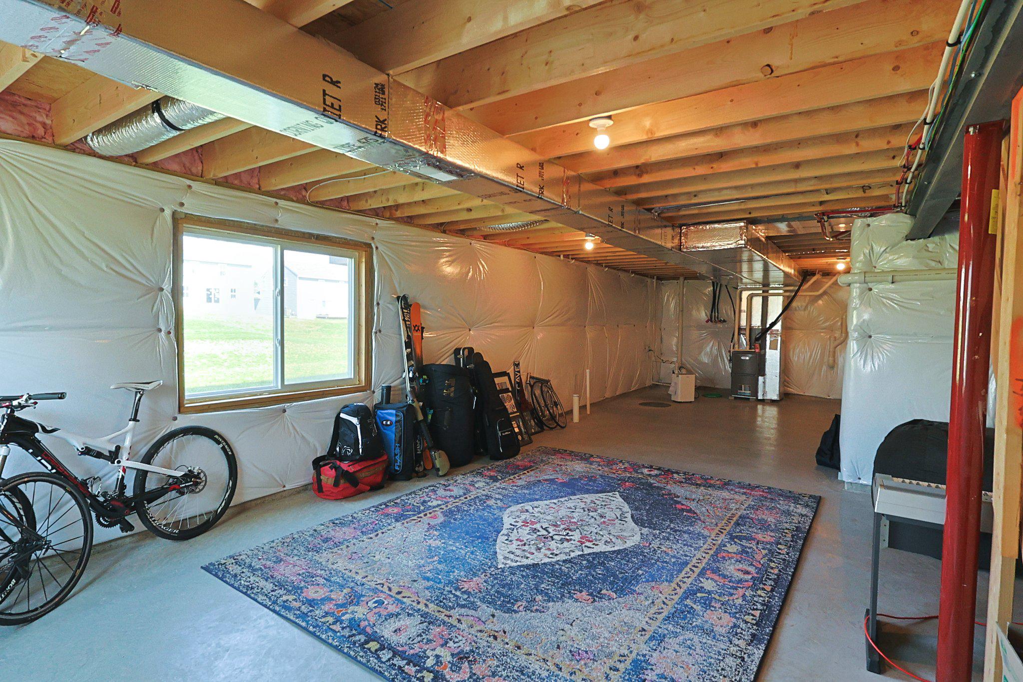 BRIDLE PATH - Residential