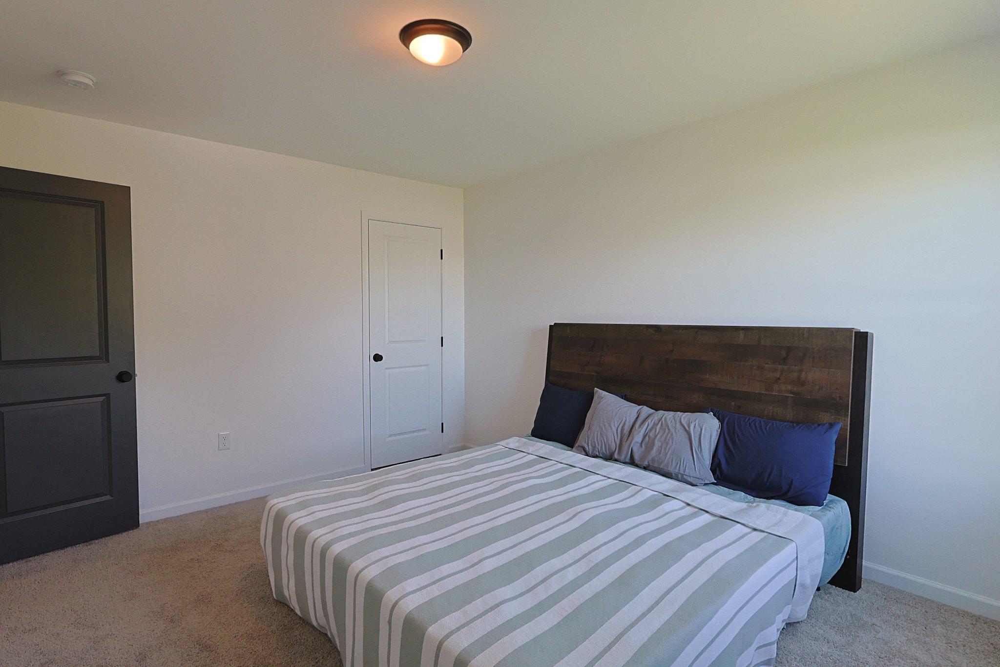 BRIDLE PATH - Residential