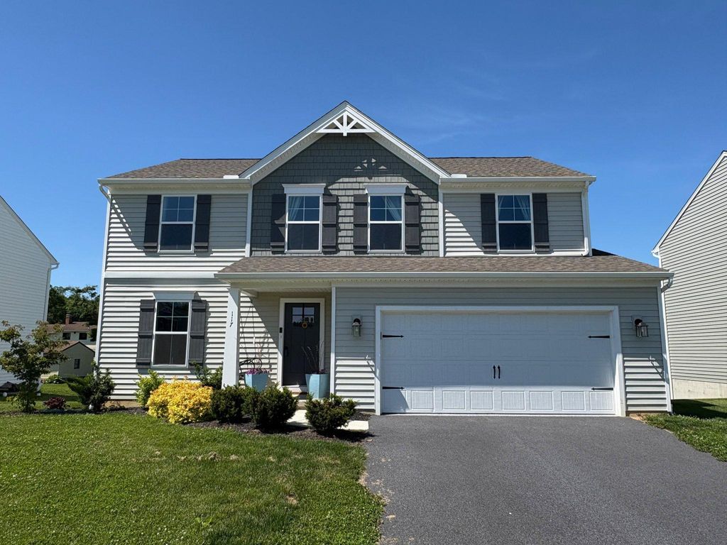Photo of 117 Appaloosa Drive, MARIETTA, PA 17547 (MLS # PALA2085398)
