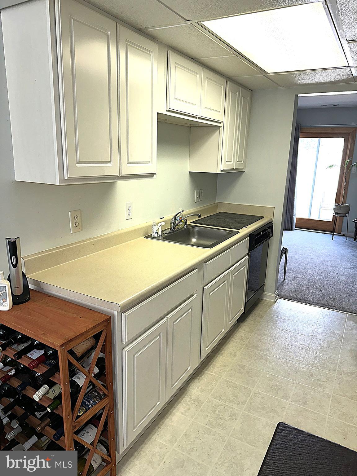 HERITAGE HILL CONDO - Residential