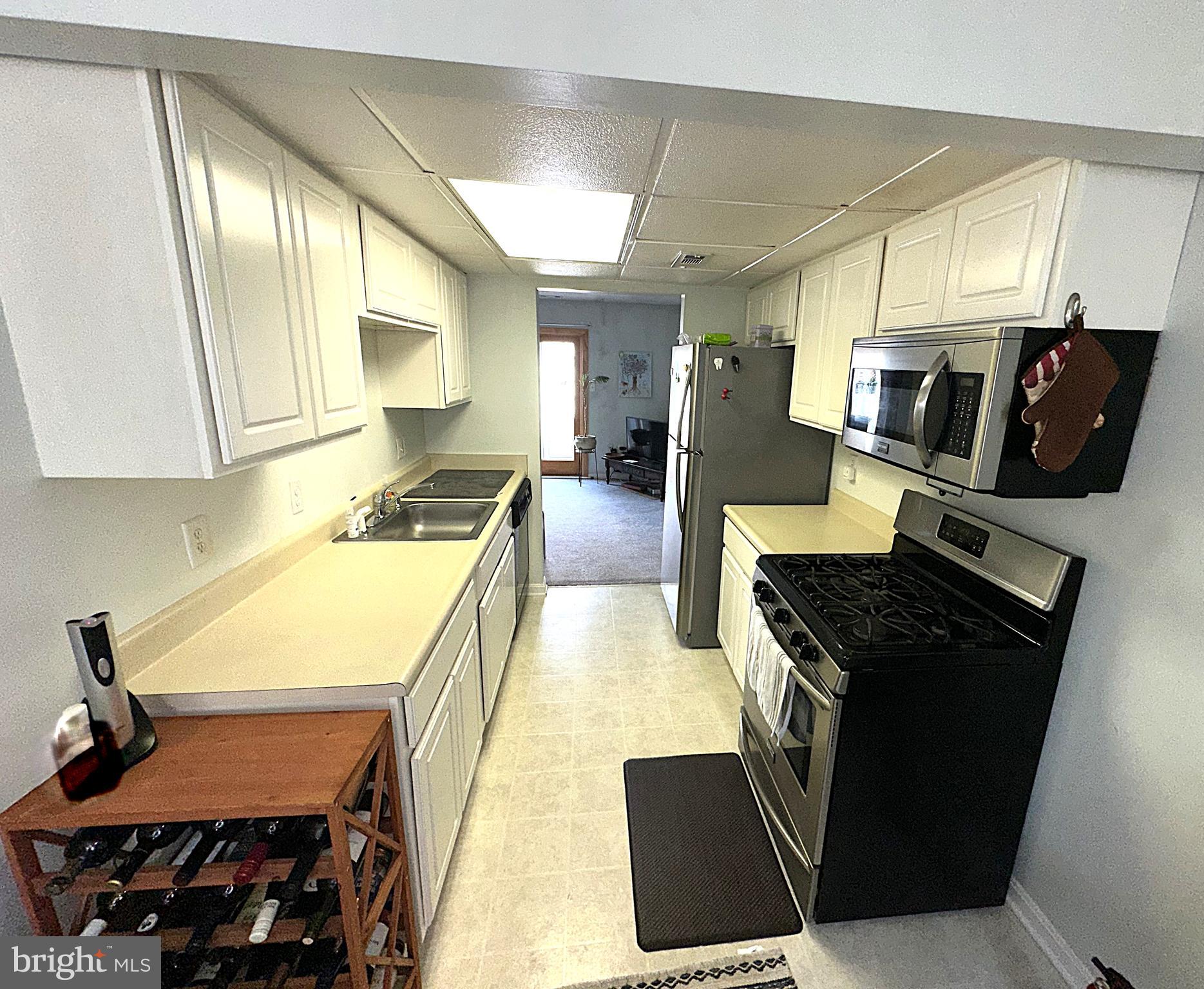 HERITAGE HILL CONDO - Residential