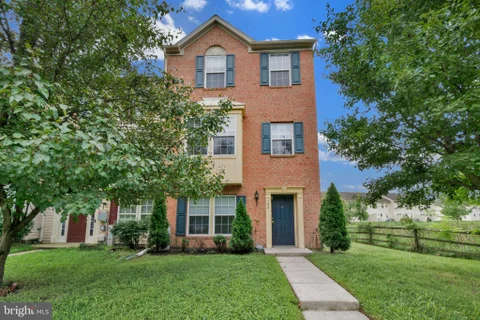 MLS: MDHR2059168