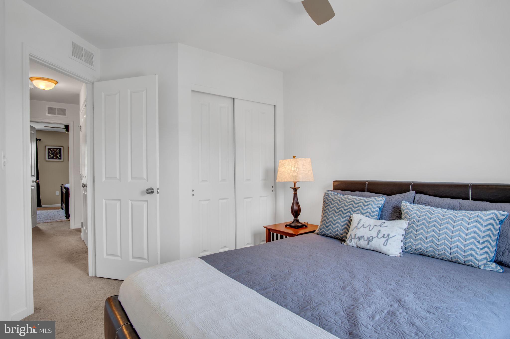 LAUREL RIDGE ESTATES - Residential