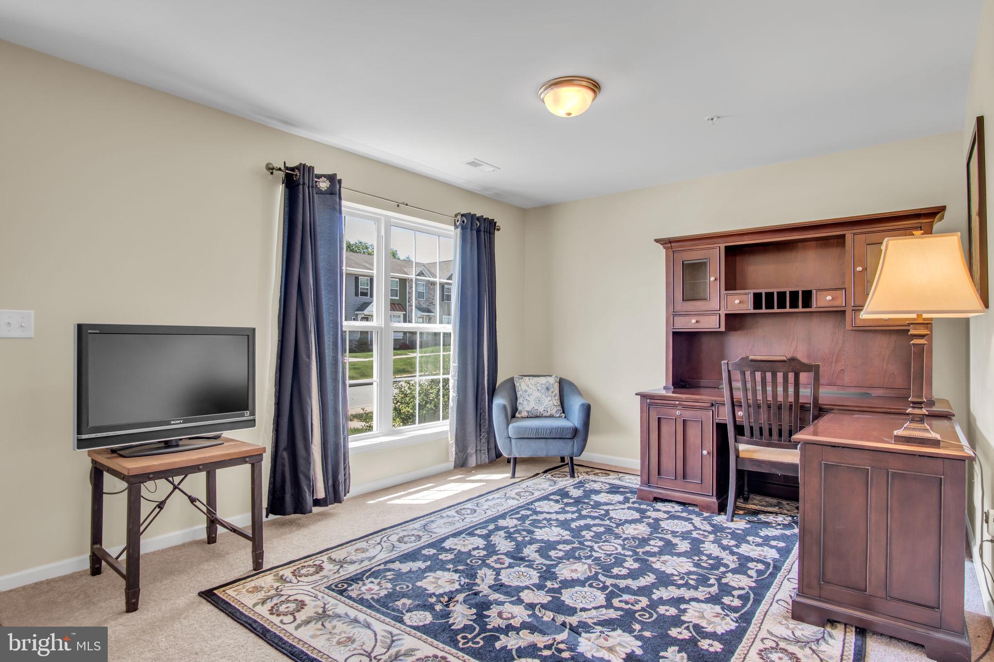 LAUREL RIDGE ESTATES - Residential