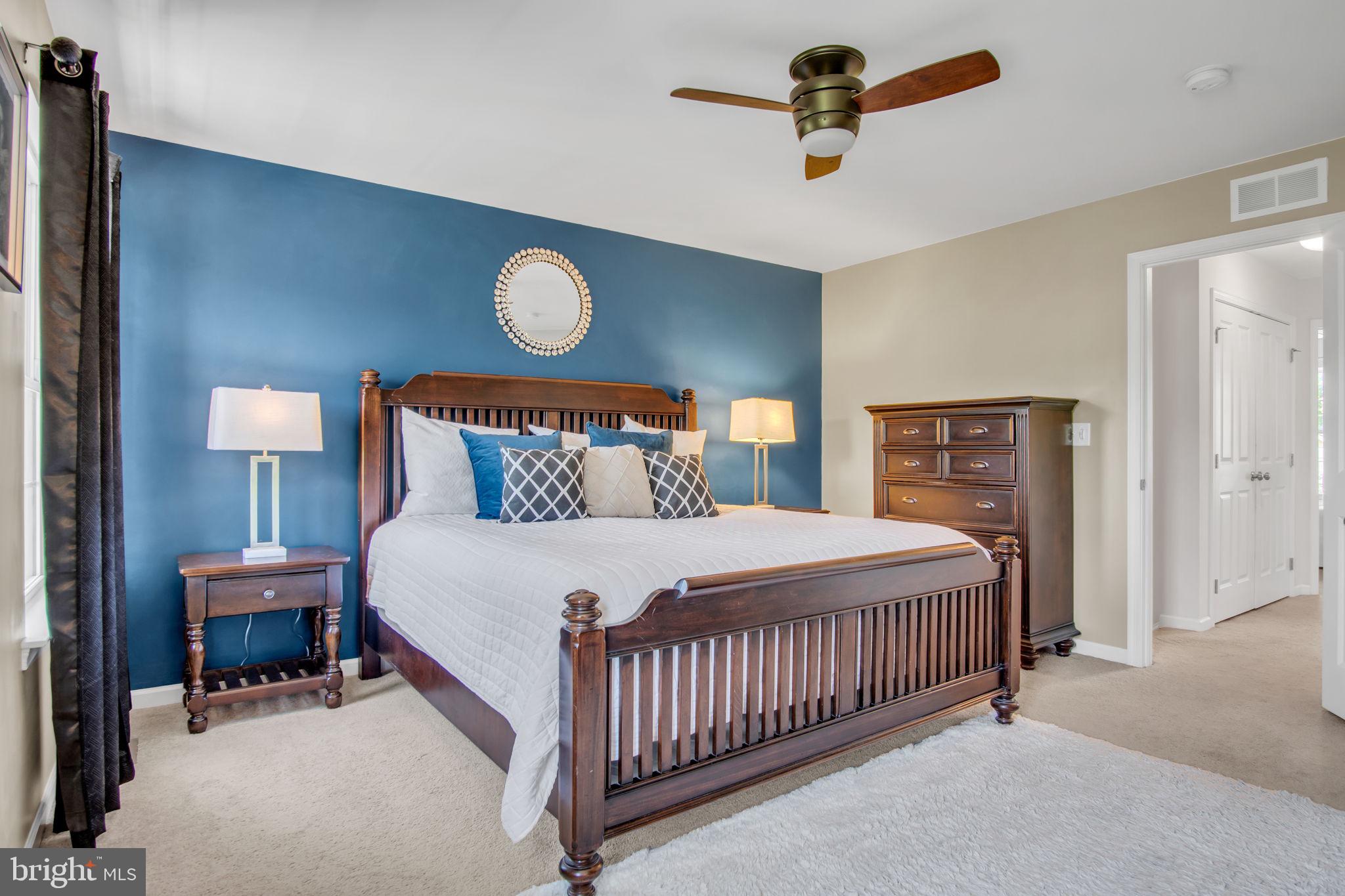 LAUREL RIDGE ESTATES - Residential
