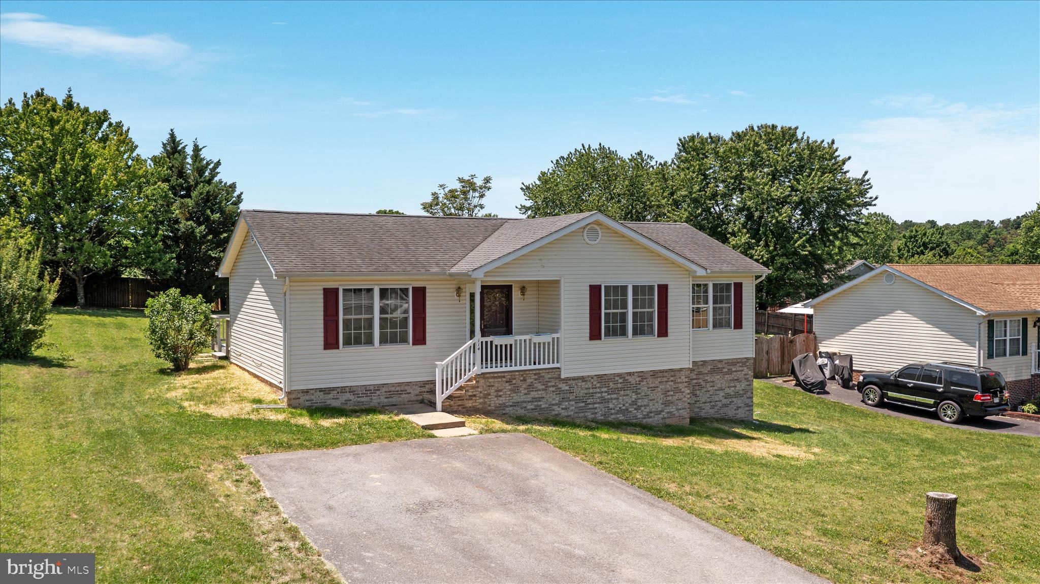 114 HILLVIEW DRIVE