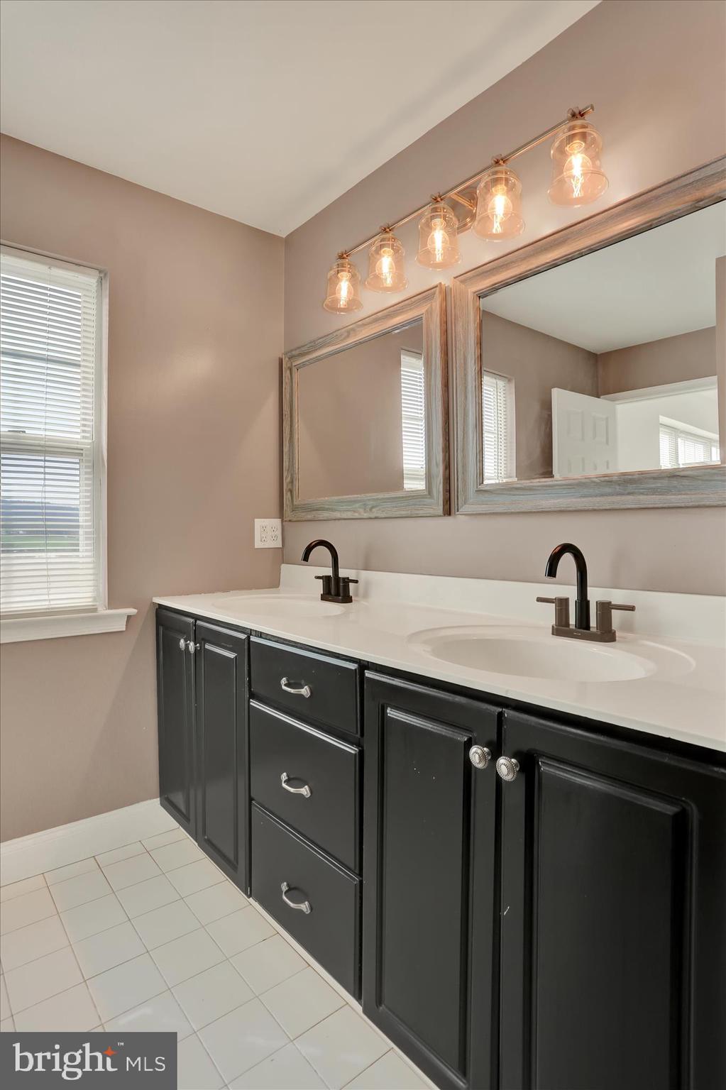 HEATHERBROOK - Residential