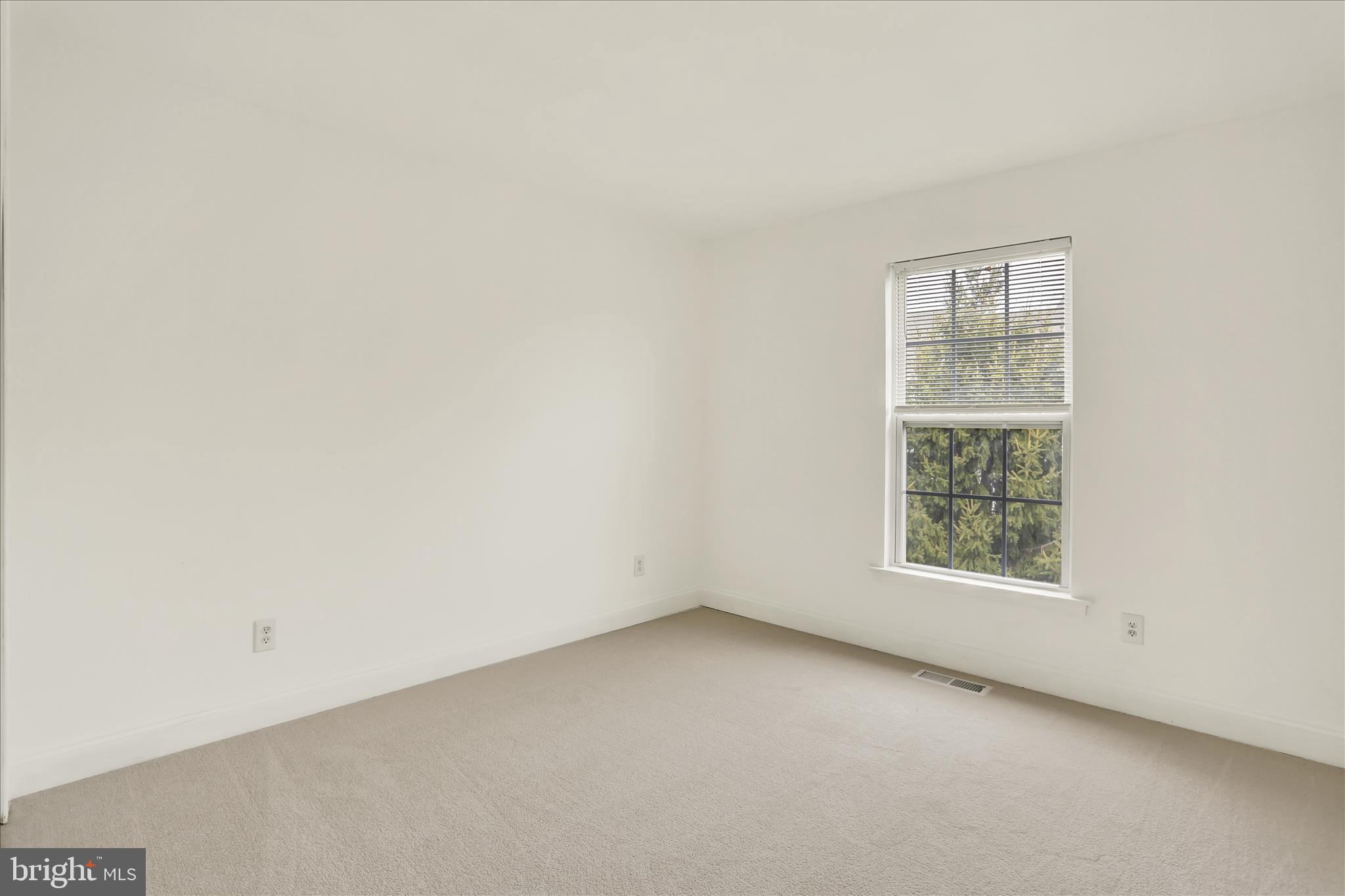 HEATHERBROOK - Residential