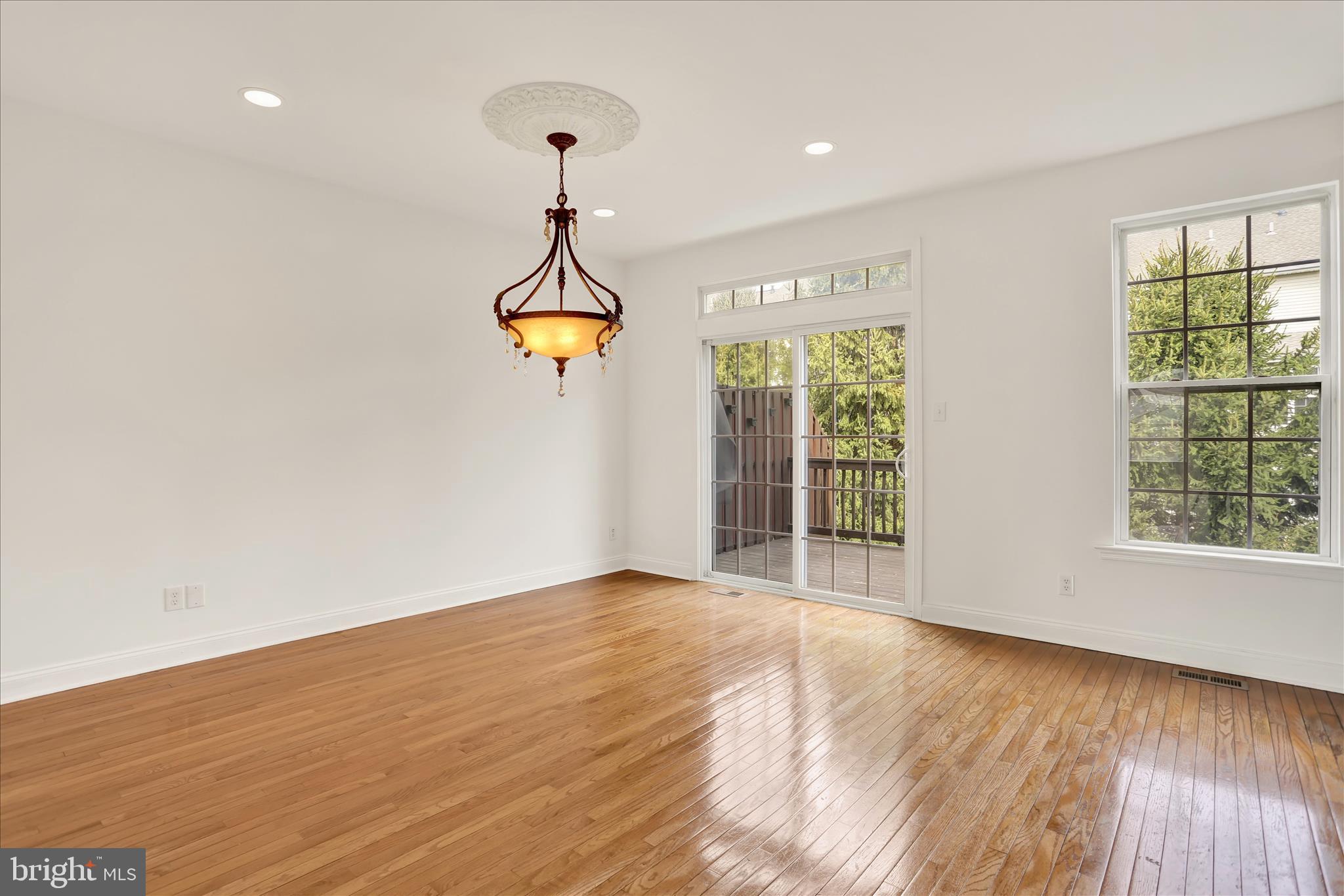 HEATHERBROOK - Residential