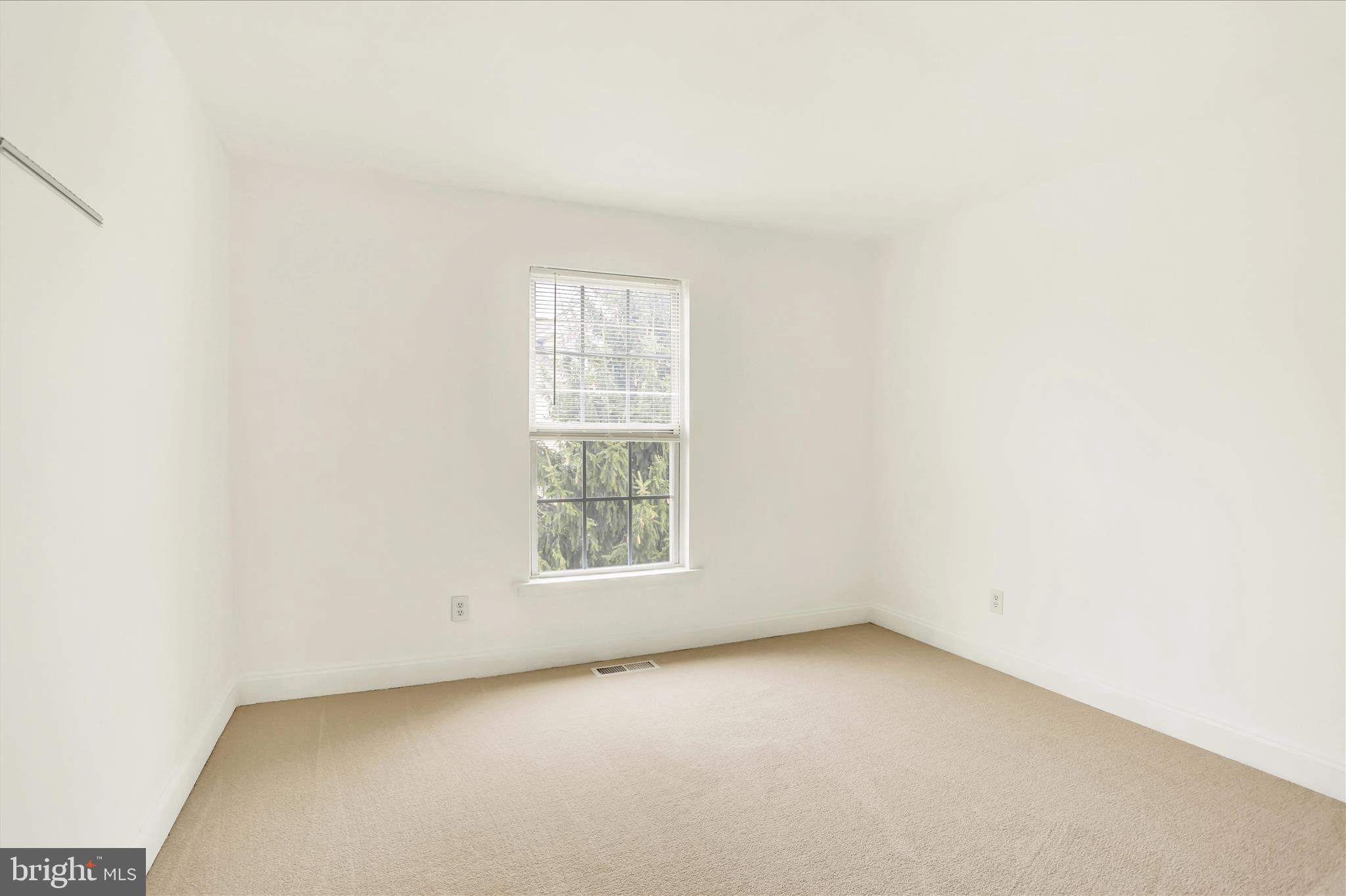 HEATHERBROOK - Residential