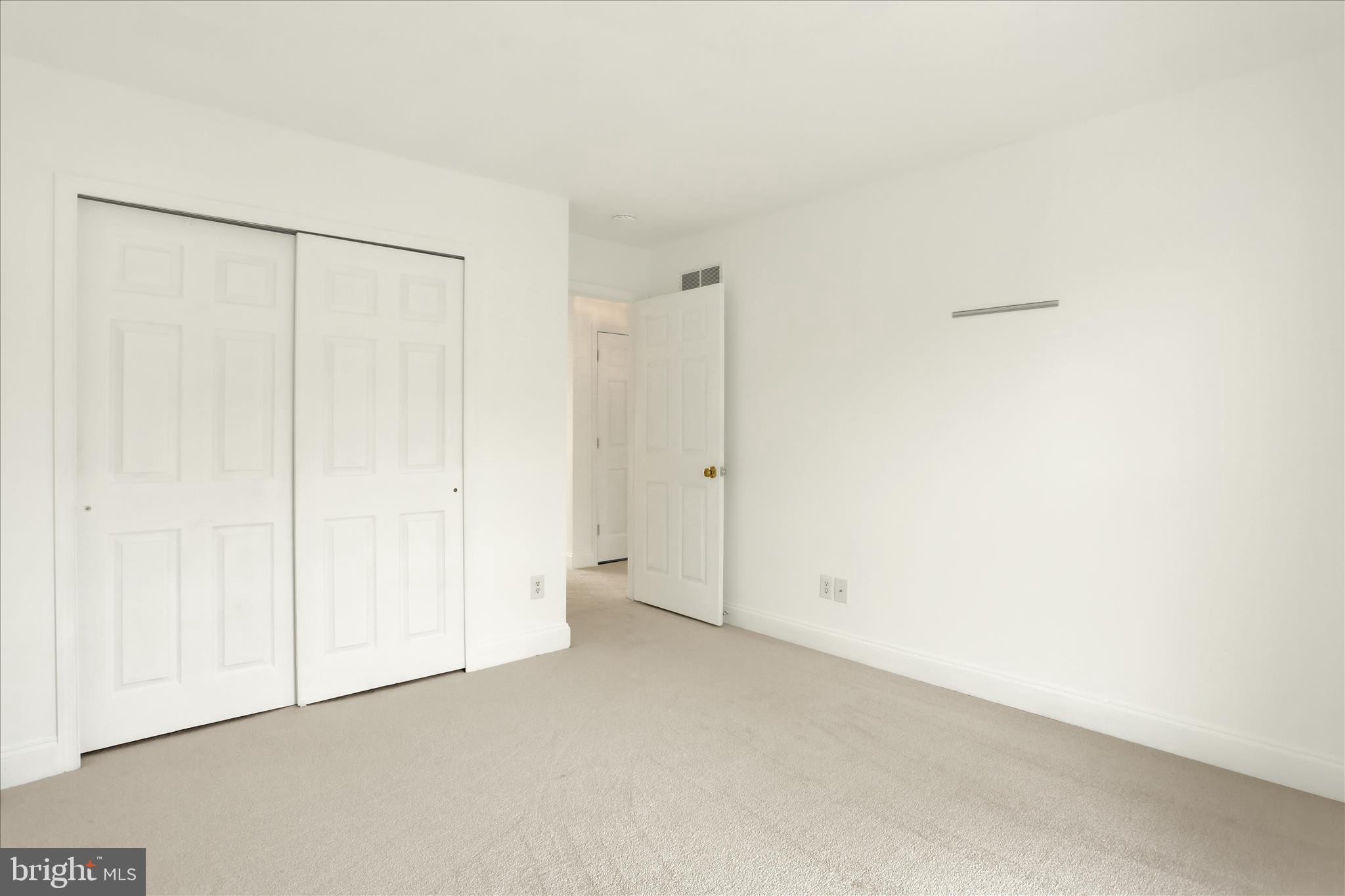 HEATHERBROOK - Residential