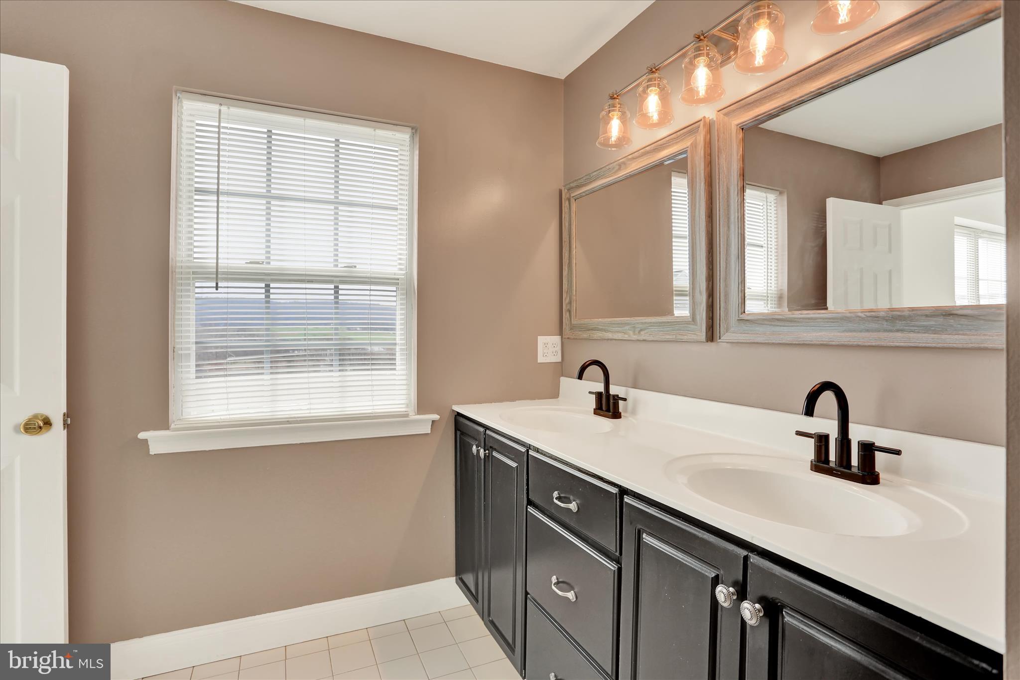 HEATHERBROOK - Residential