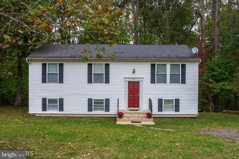 Homes For Rent - 591 Evergreen Court<br/> LUSBY, MD 20657