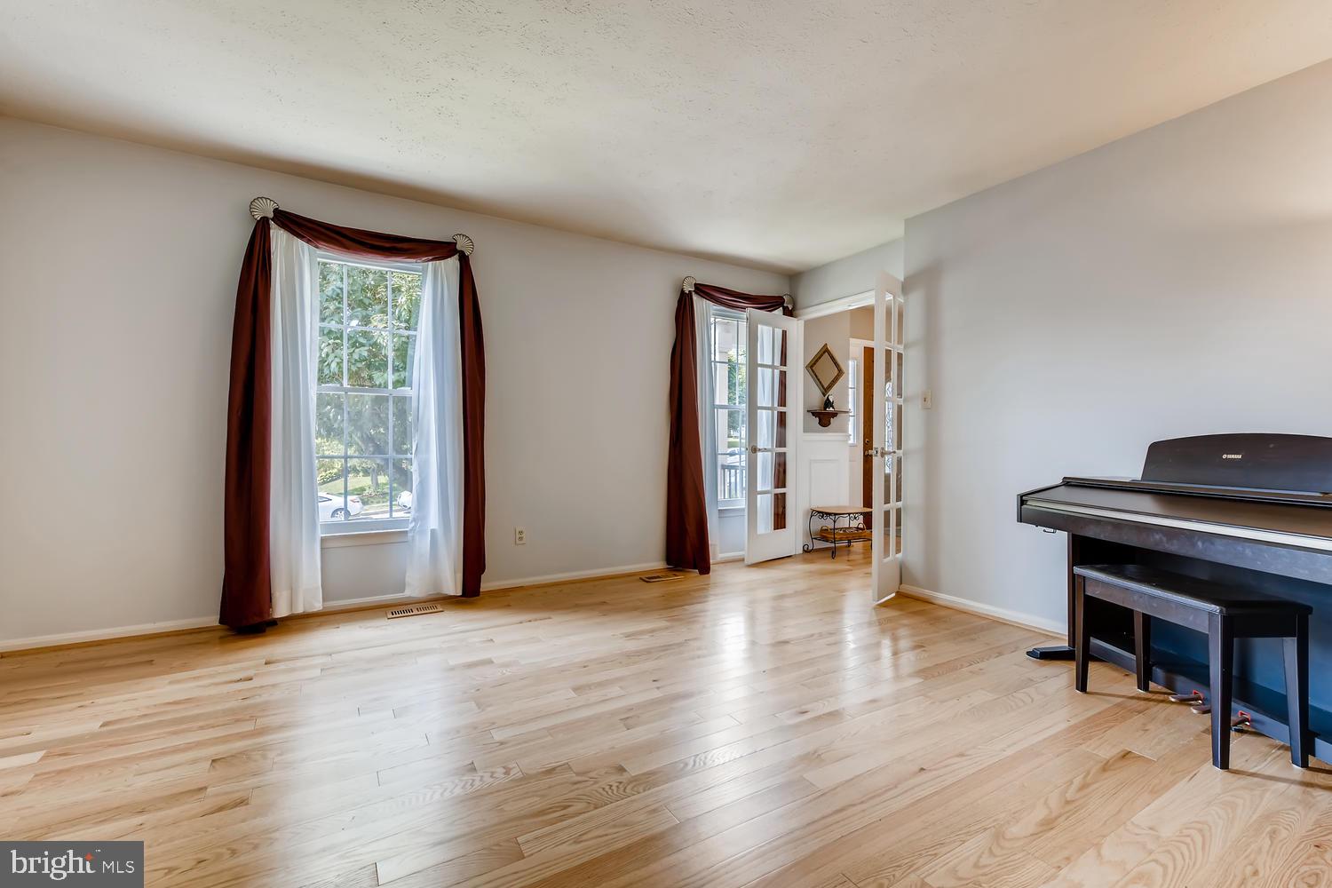 OAKHURST - Residential