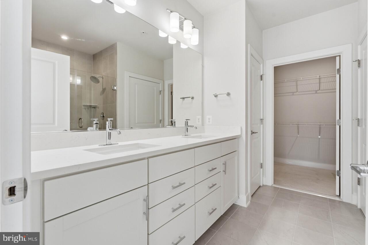 THE FLATS AT NATIONAL HARBOR - Residential