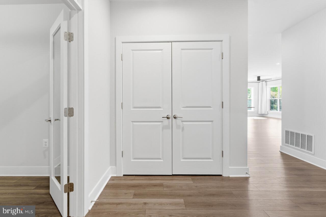 102 SAINT IVES PLACE