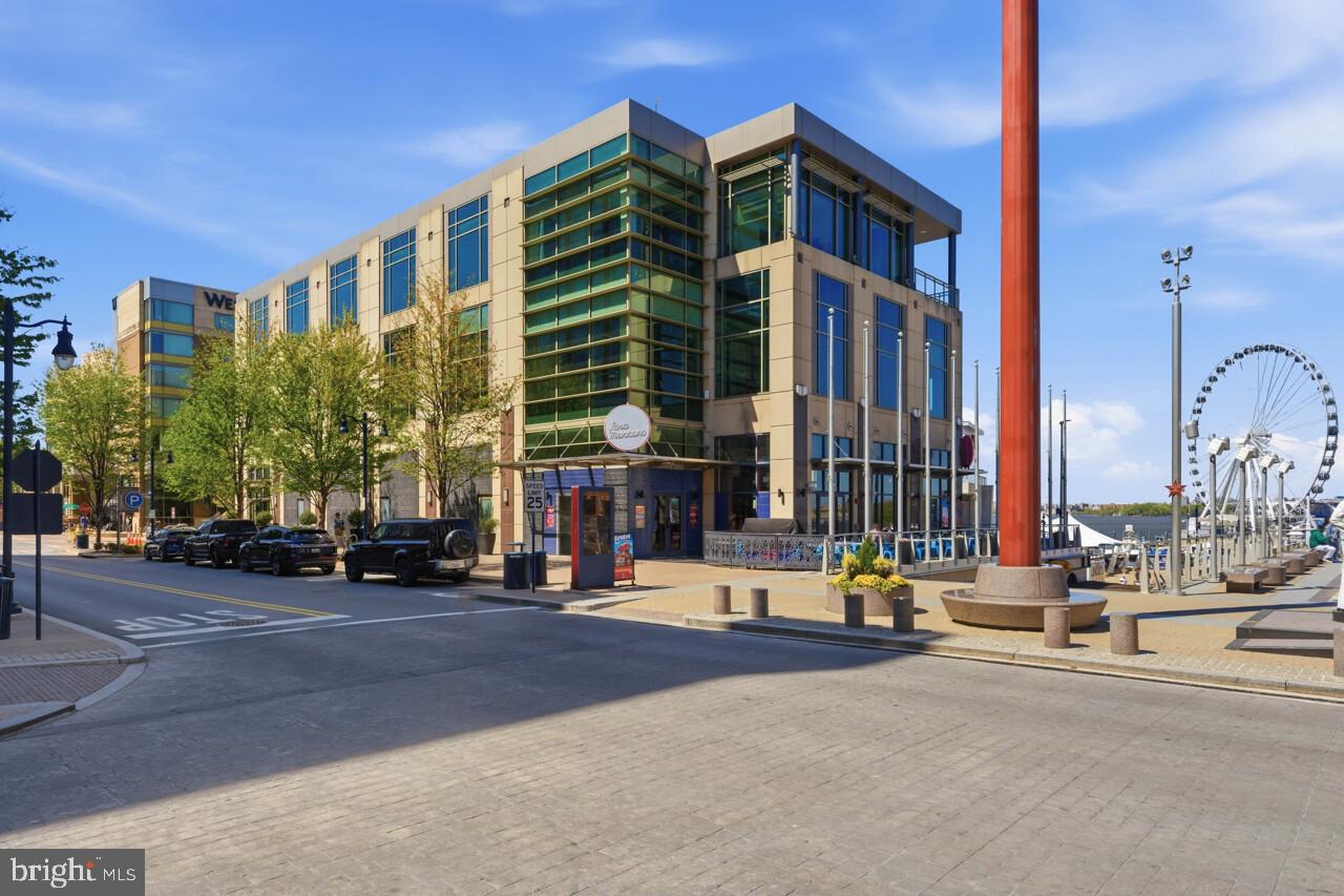 THE FLATS AT NATIONAL HARBOR - Residential