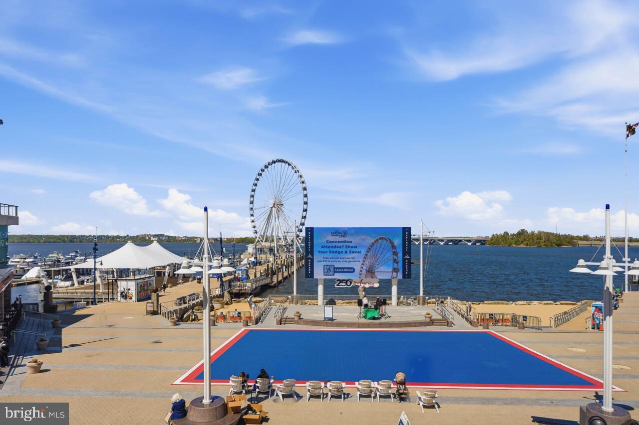 THE FLATS AT NATIONAL HARBOR - Residential