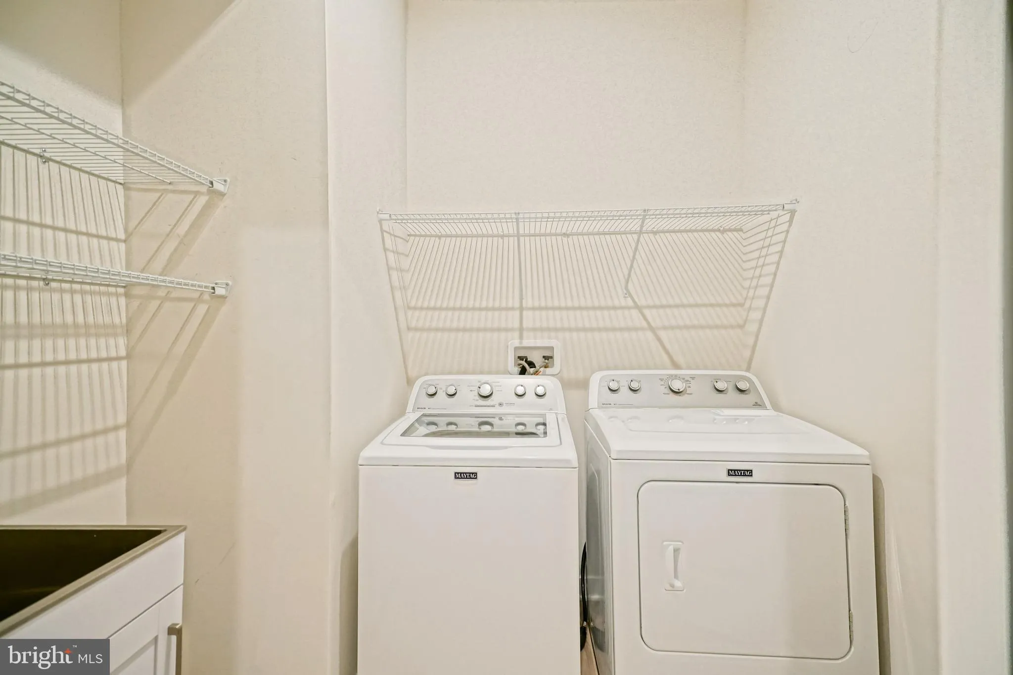 Lewes, Delaware 19958, United States, 5 Bedrooms Bedrooms, ,4 BathroomsBathrooms,Residential,Active,221387