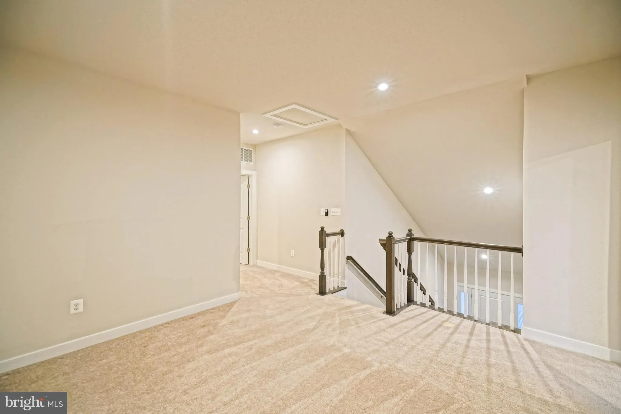 Lewes, Delaware 19958, United States, 5 Bedrooms Bedrooms, ,4 BathroomsBathrooms,Residential,Active,221387