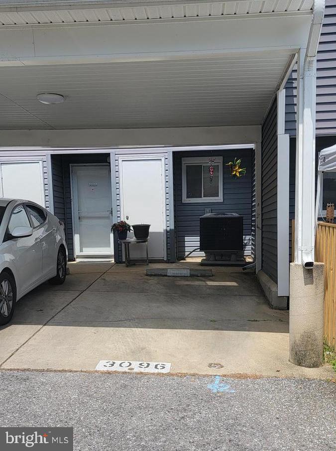 ST CHARLES HUNTINGTON - Residential Lease