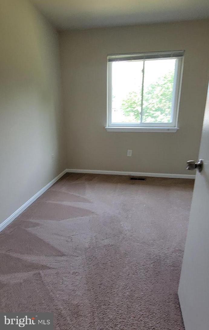 ST CHARLES HUNTINGTON - Residential Lease