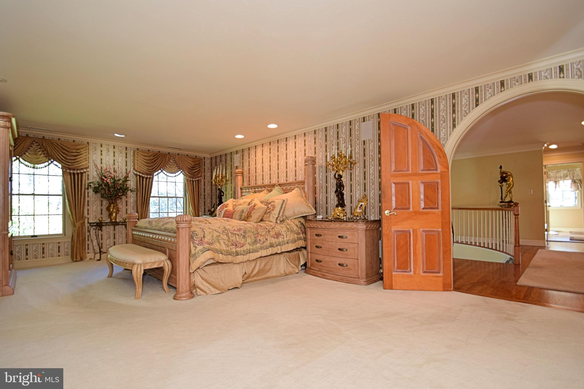 COLTS NECK FARM - Residential