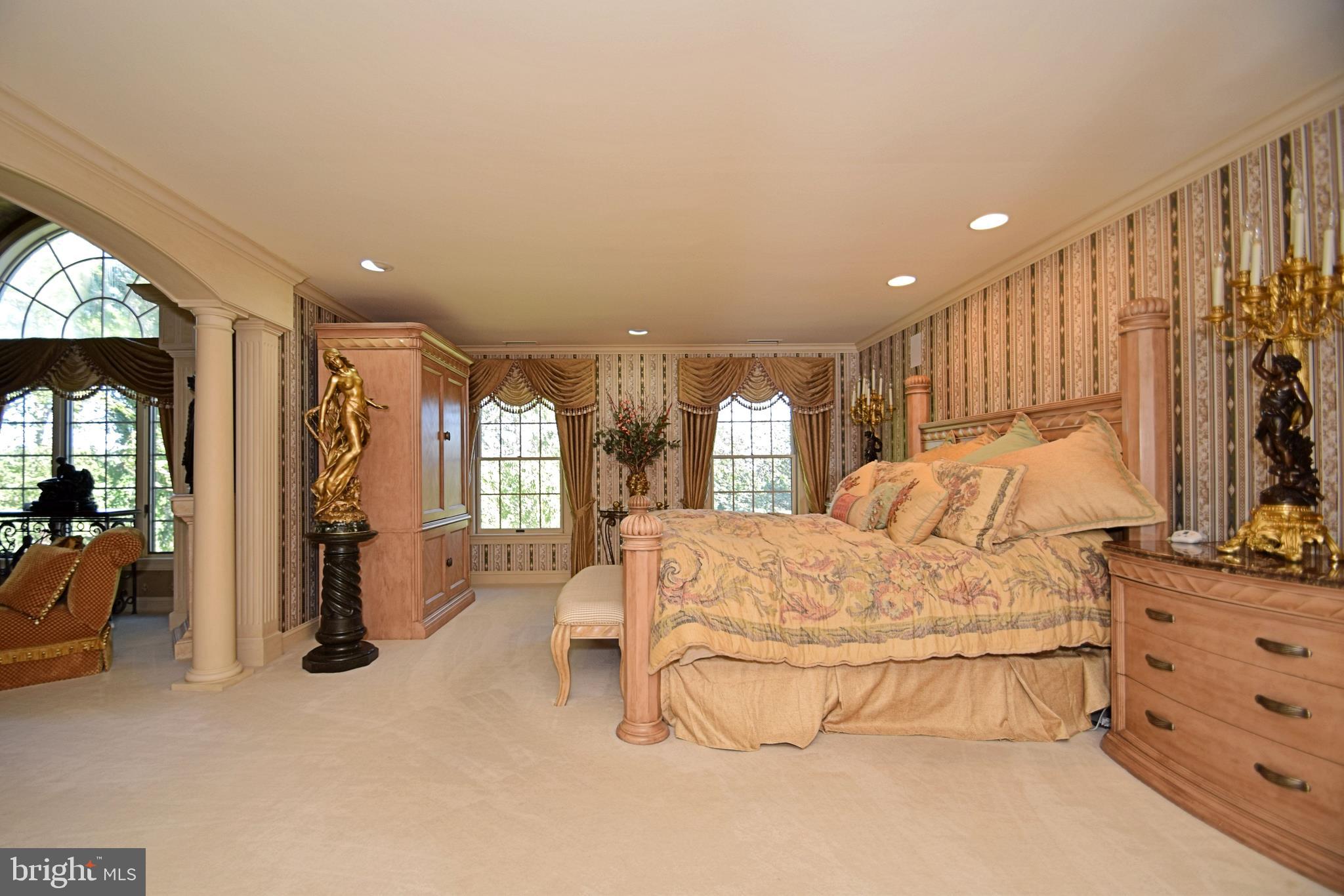 COLTS NECK FARM - Residential