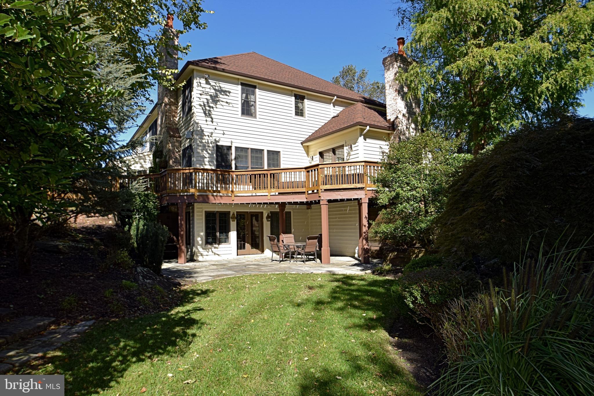COLTS NECK FARM - Residential