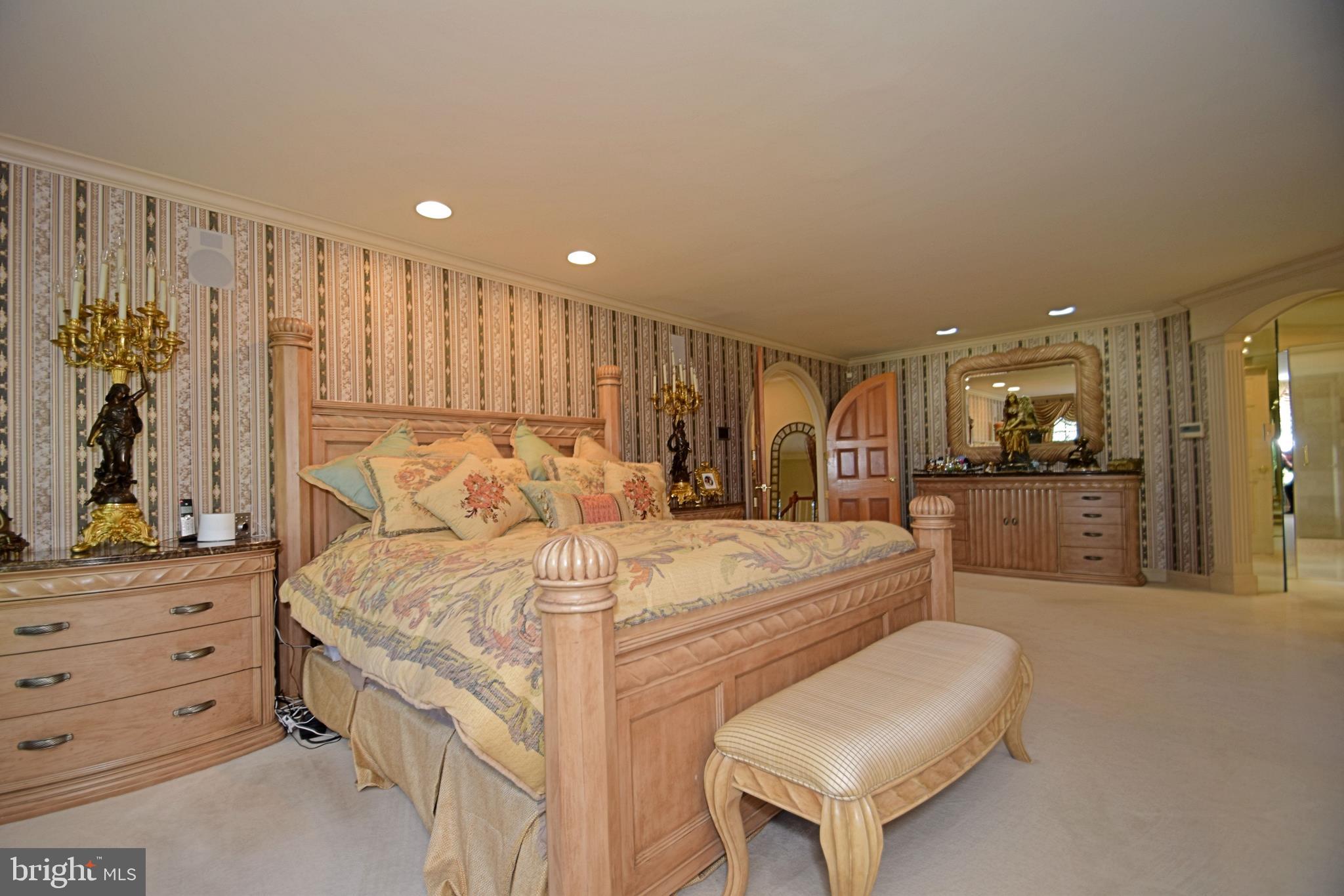 COLTS NECK FARM - Residential