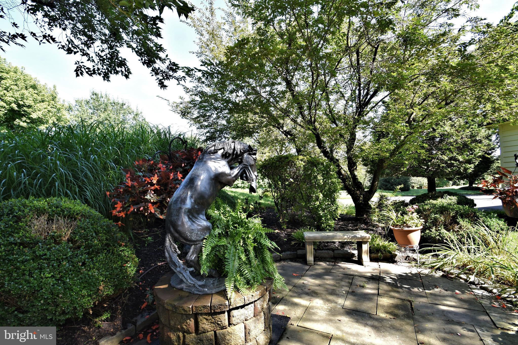 COLTS NECK FARM - Residential