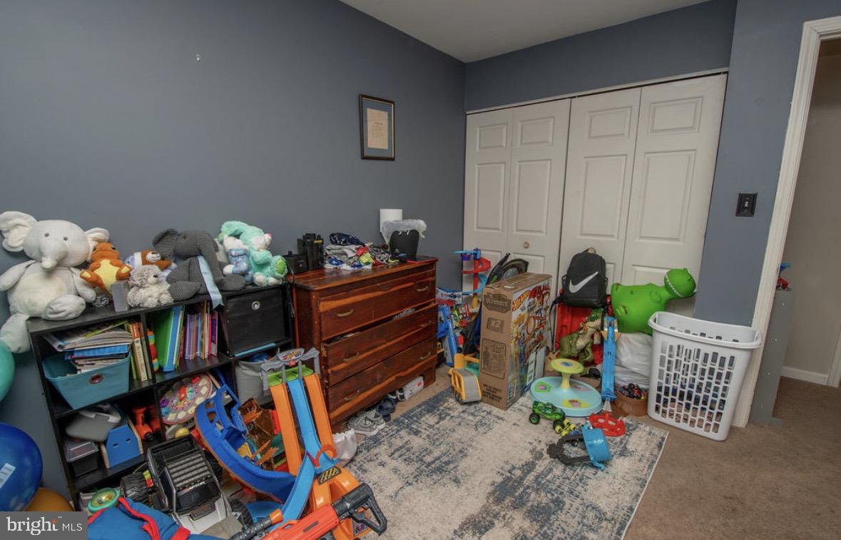 SOMERSET LANDING - Residential