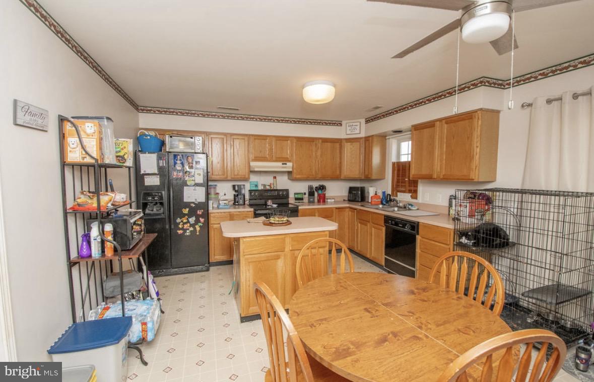 SOMERSET LANDING - Residential