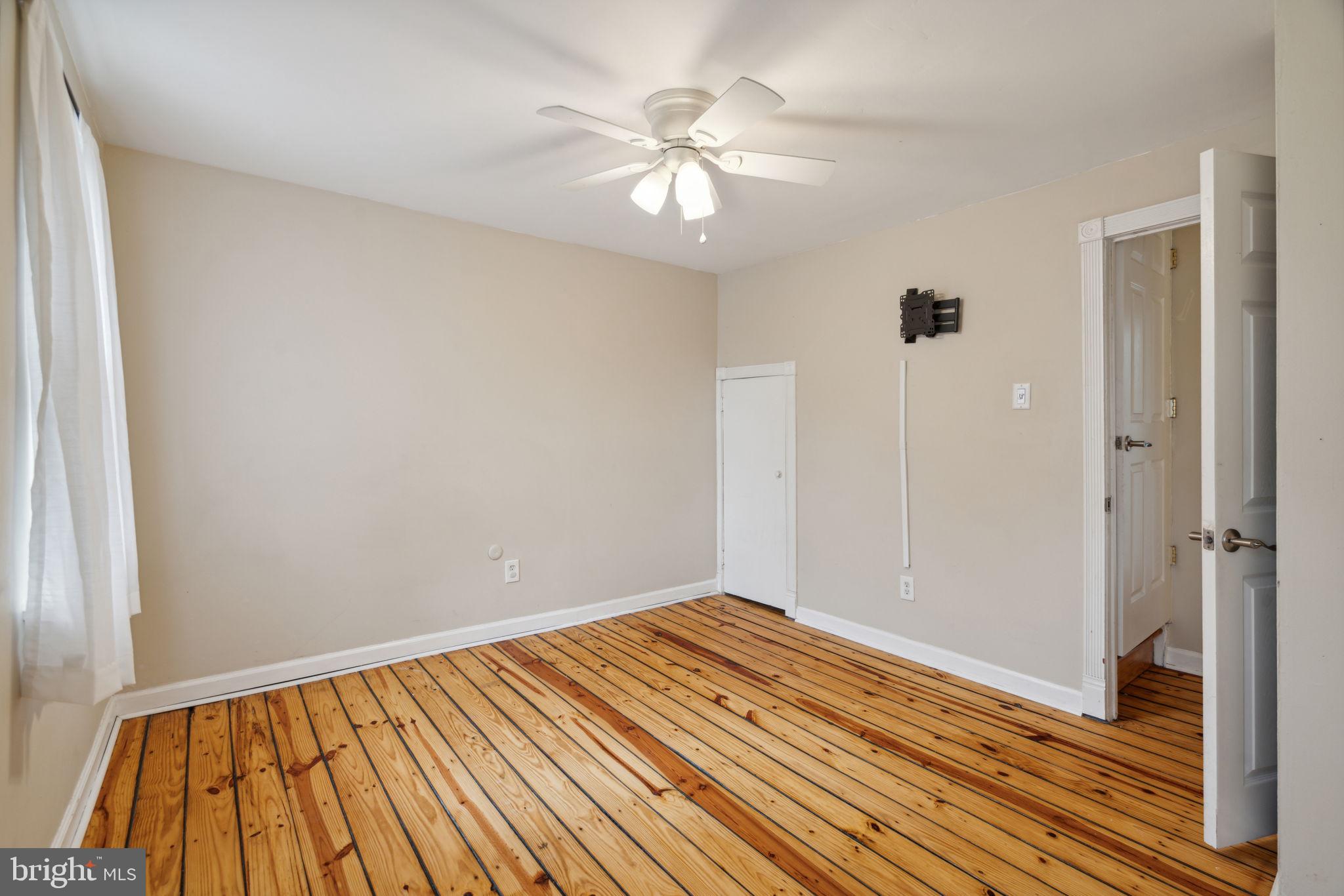 WASHINGTON SQ WEST - Residential