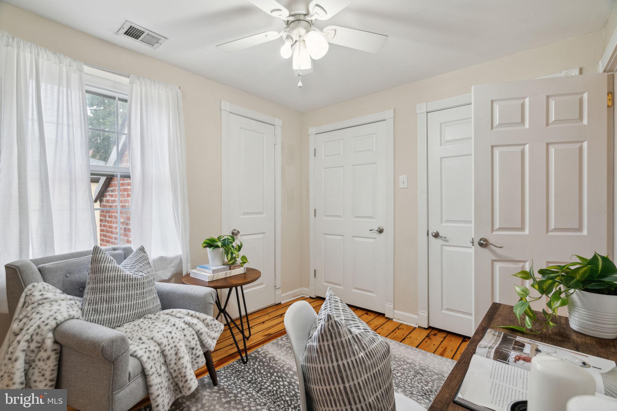 WASHINGTON SQ WEST - Residential