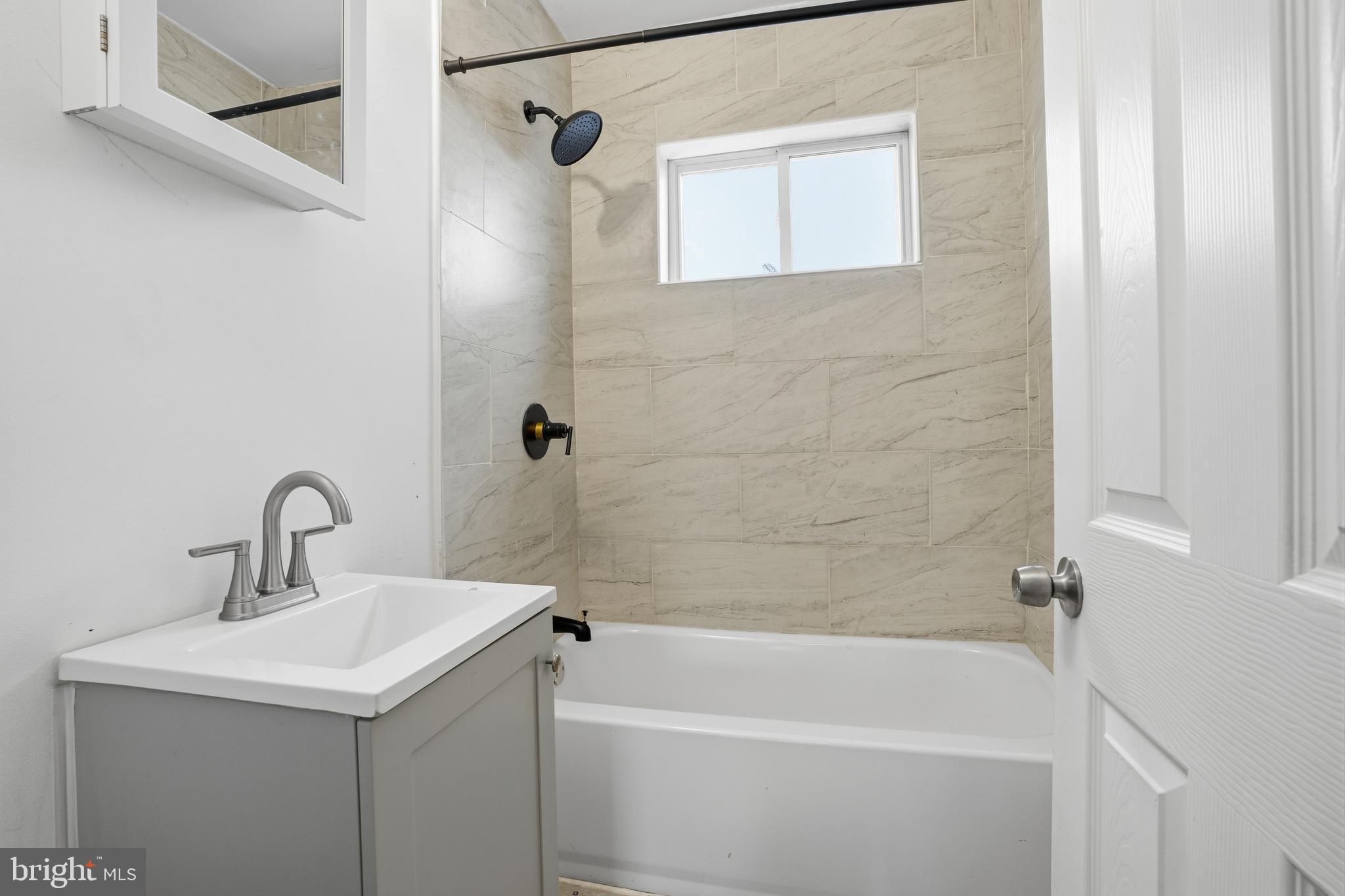 FELTONVILLE - Residential