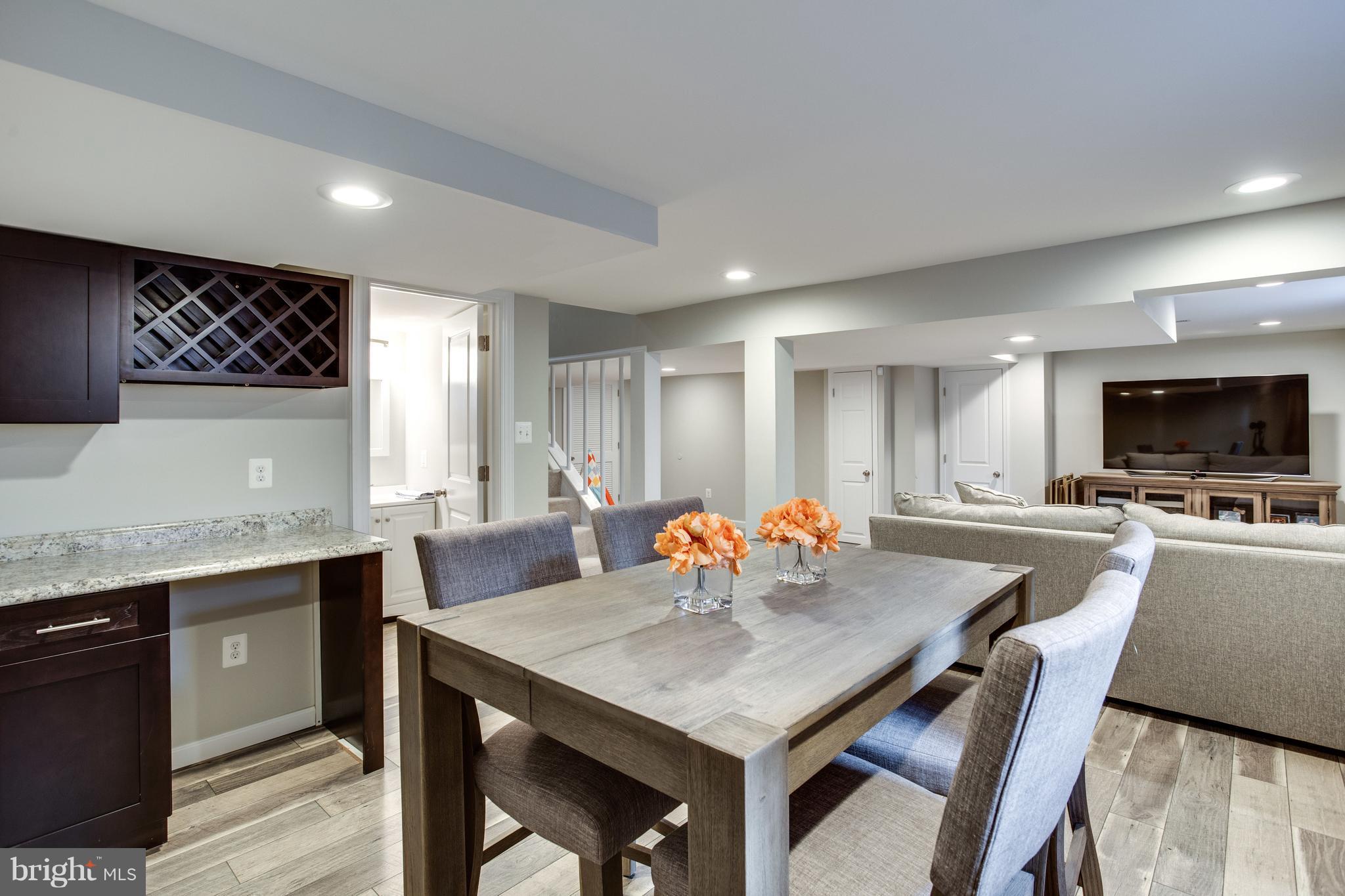 NORTHWOOD VILLAGE - Residential