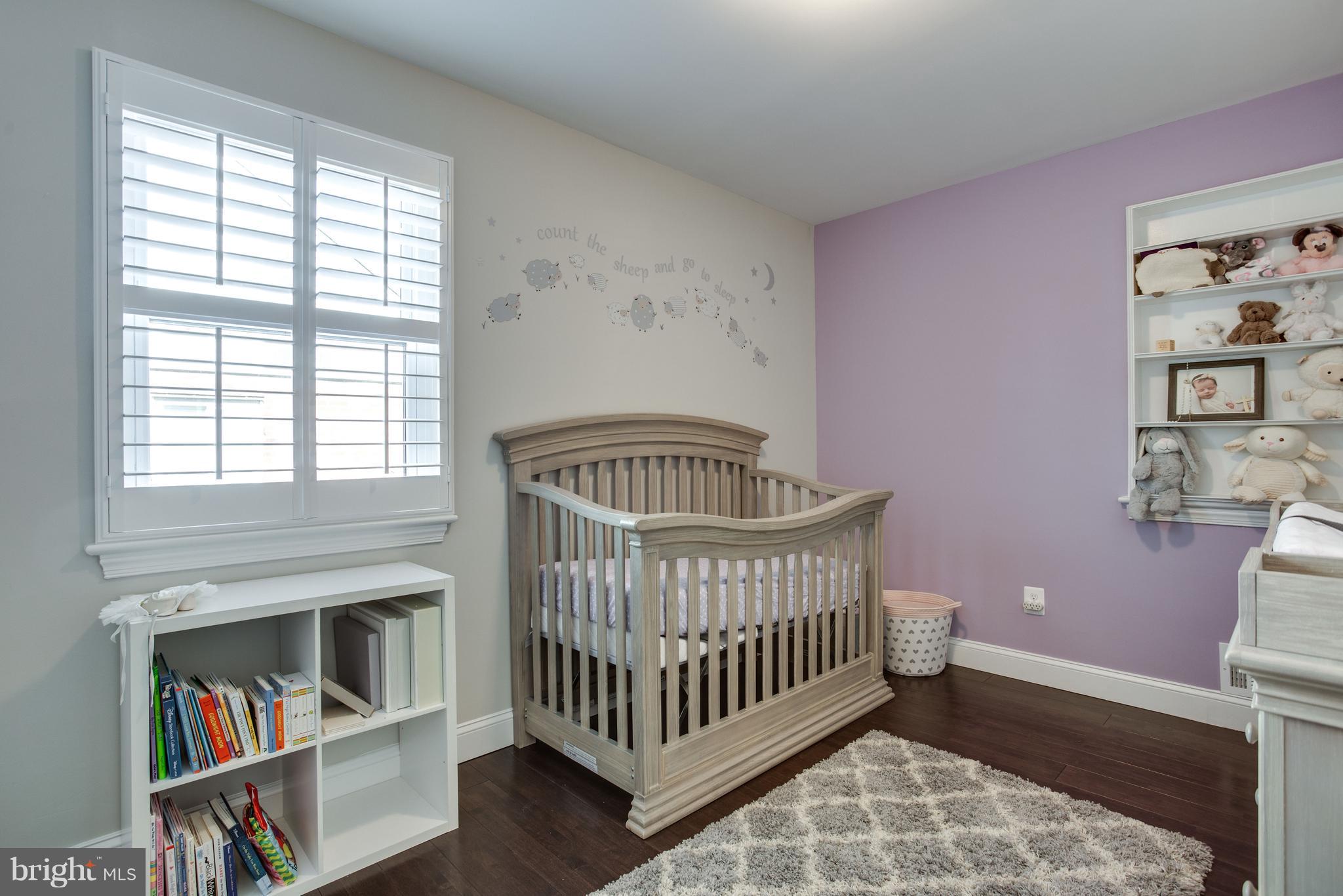 NORTHWOOD VILLAGE - Residential