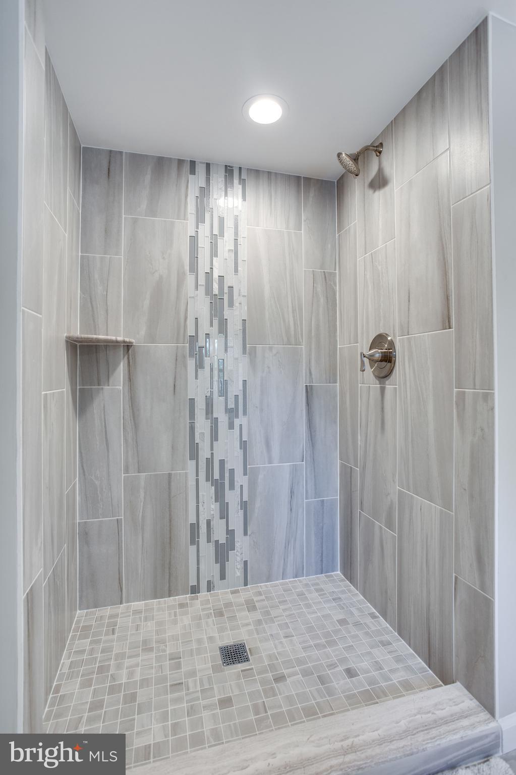 NORTHWOOD VILLAGE - Residential