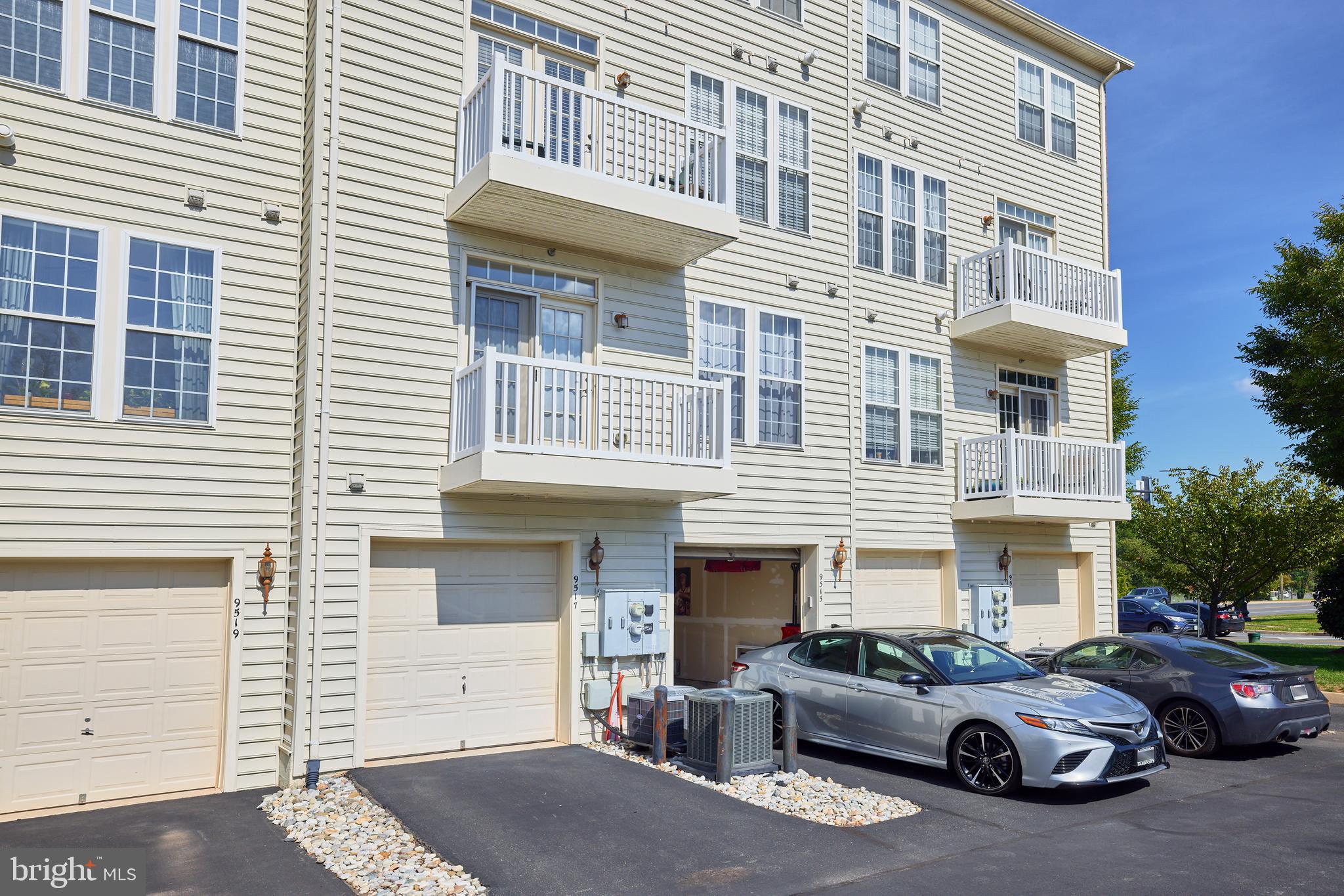 LEE SQUARE - Residential Lease