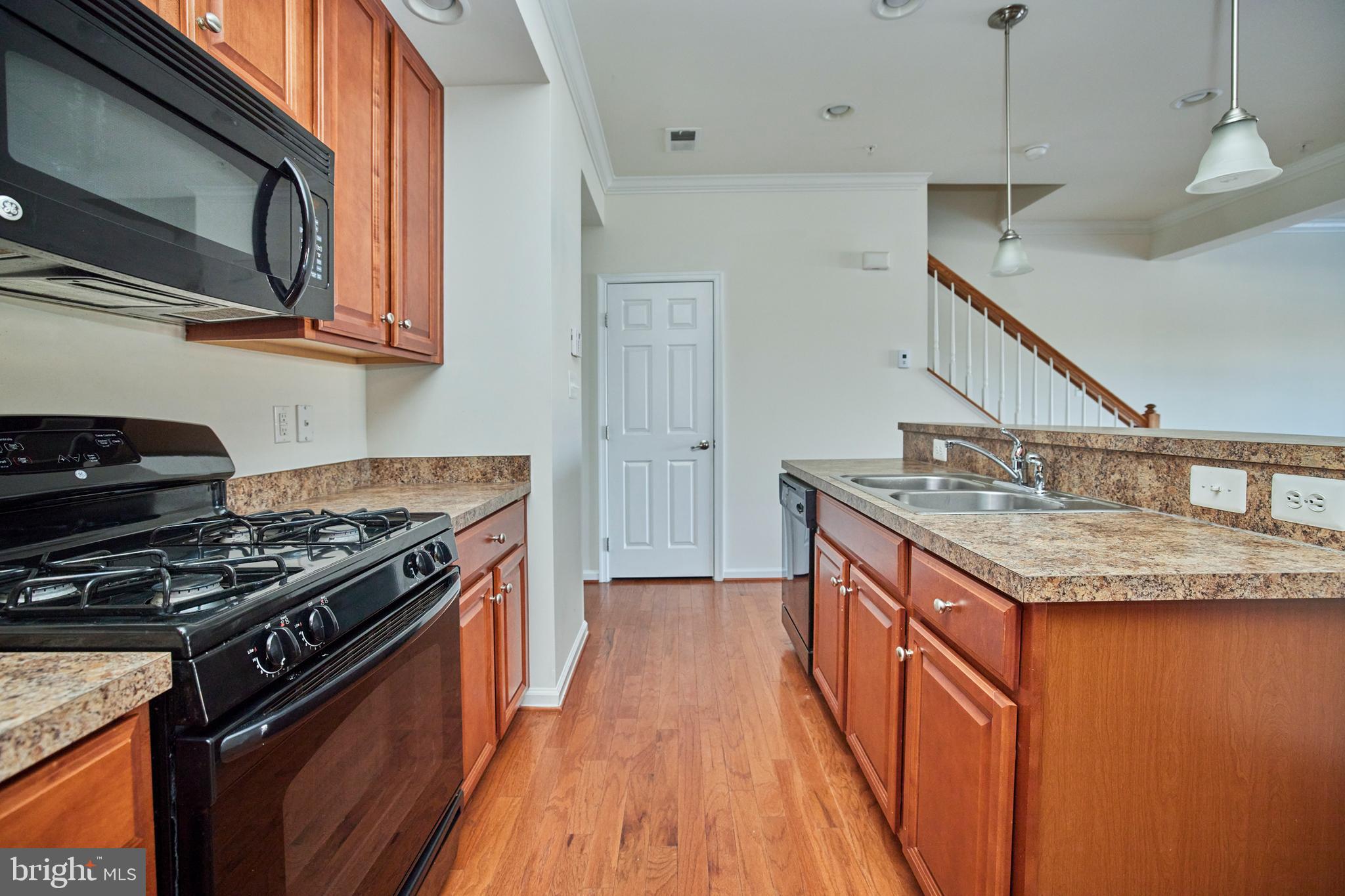 LEE SQUARE - Residential Lease