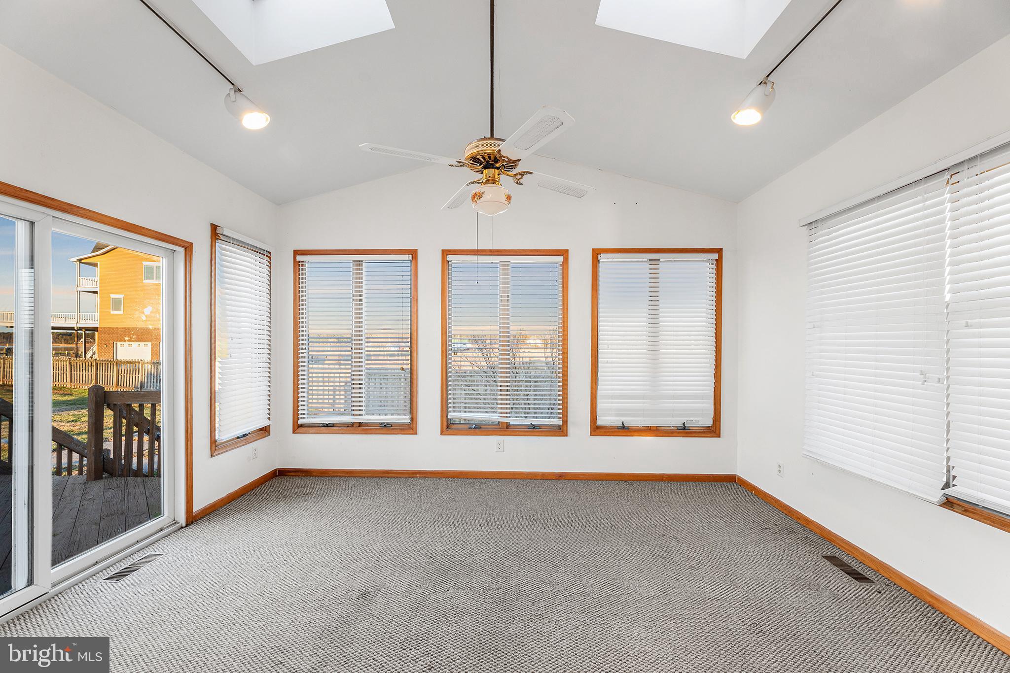 MADISON - Residential