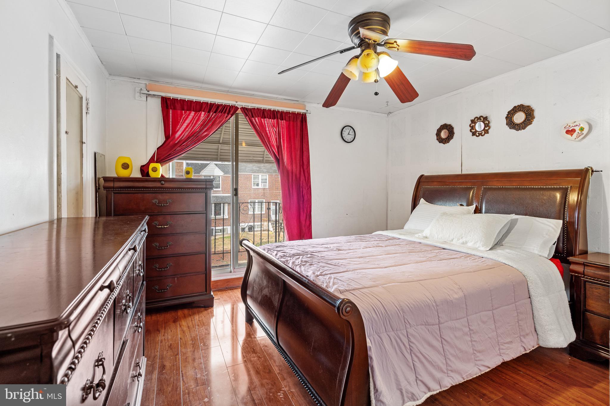 PHILADELPHIA - Residential