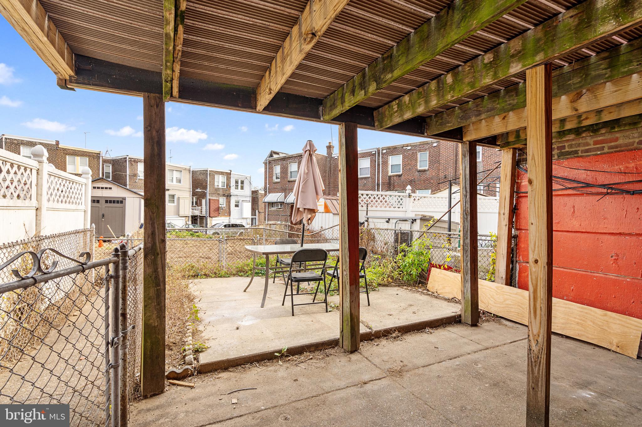 PHILADELPHIA - Residential